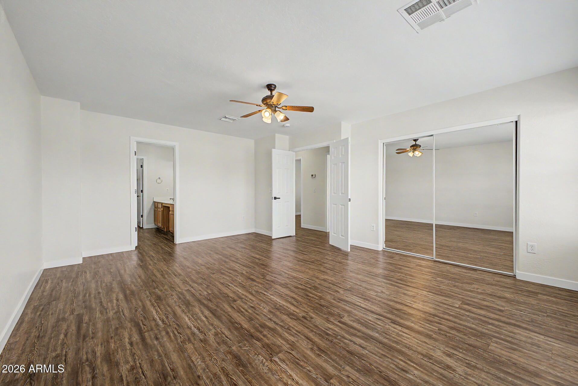 DREAMING SUMMIT UNIT 1A - Residential
