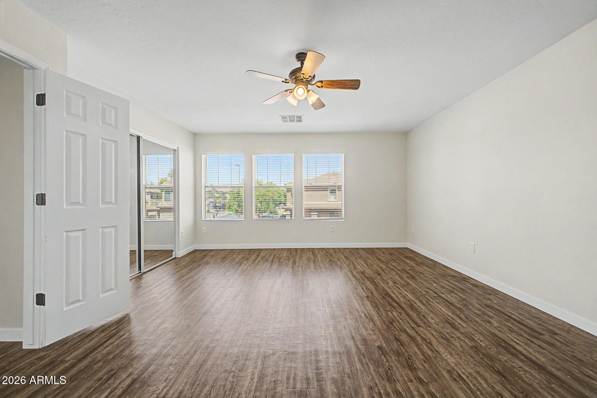 DREAMING SUMMIT UNIT 1A - Residential