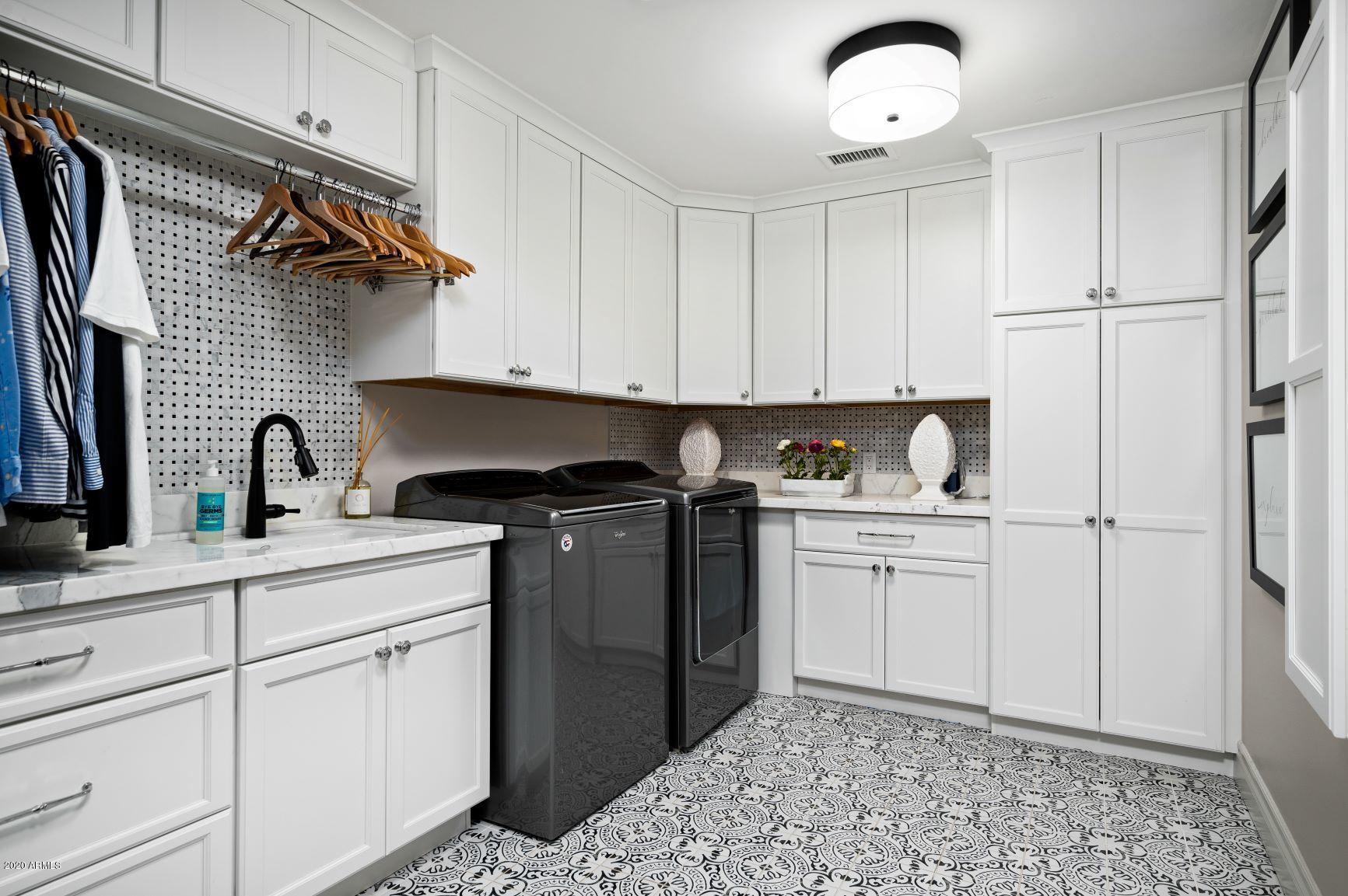 DC RANCH - Residential