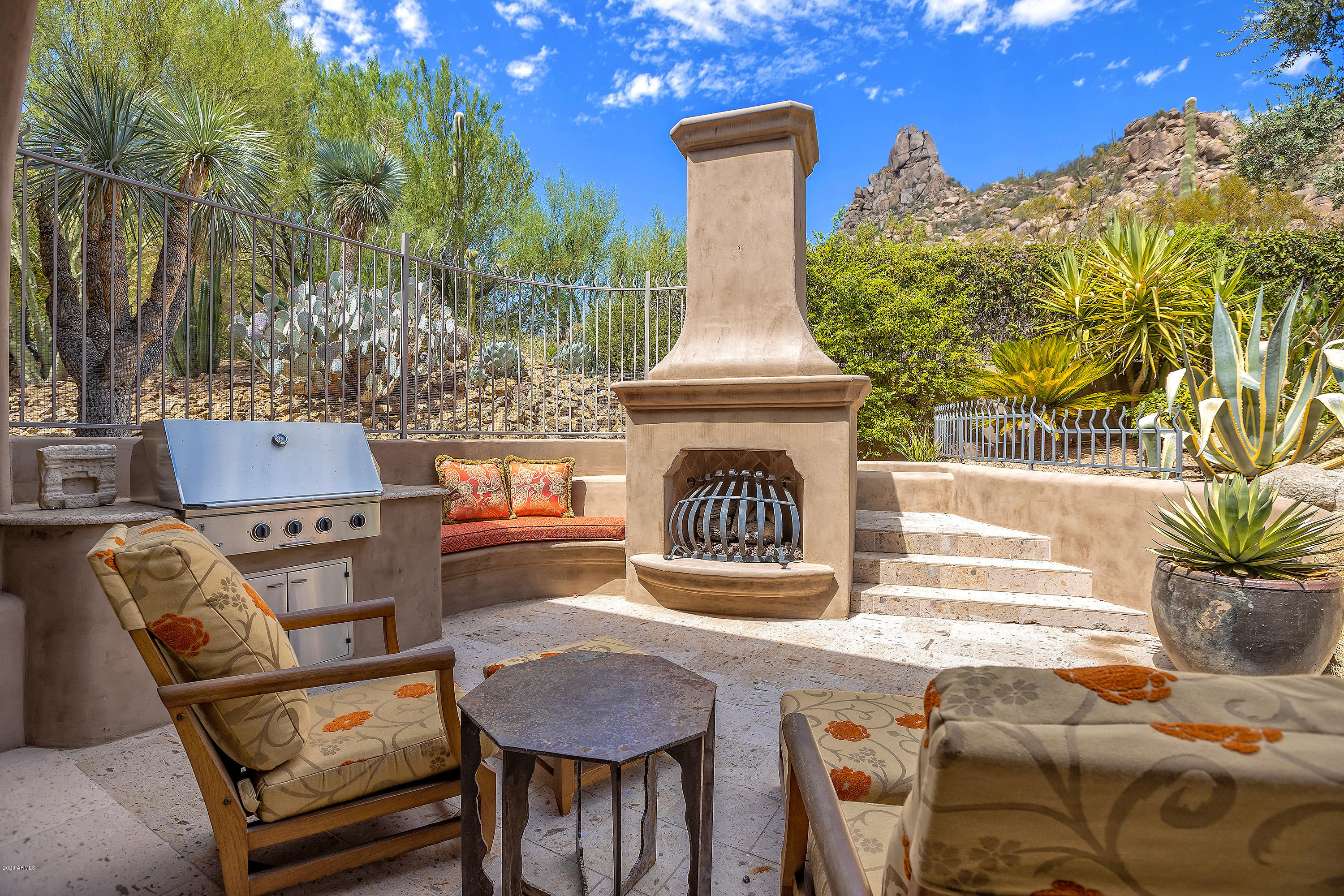 DESERT HIGHLANDS - Residential