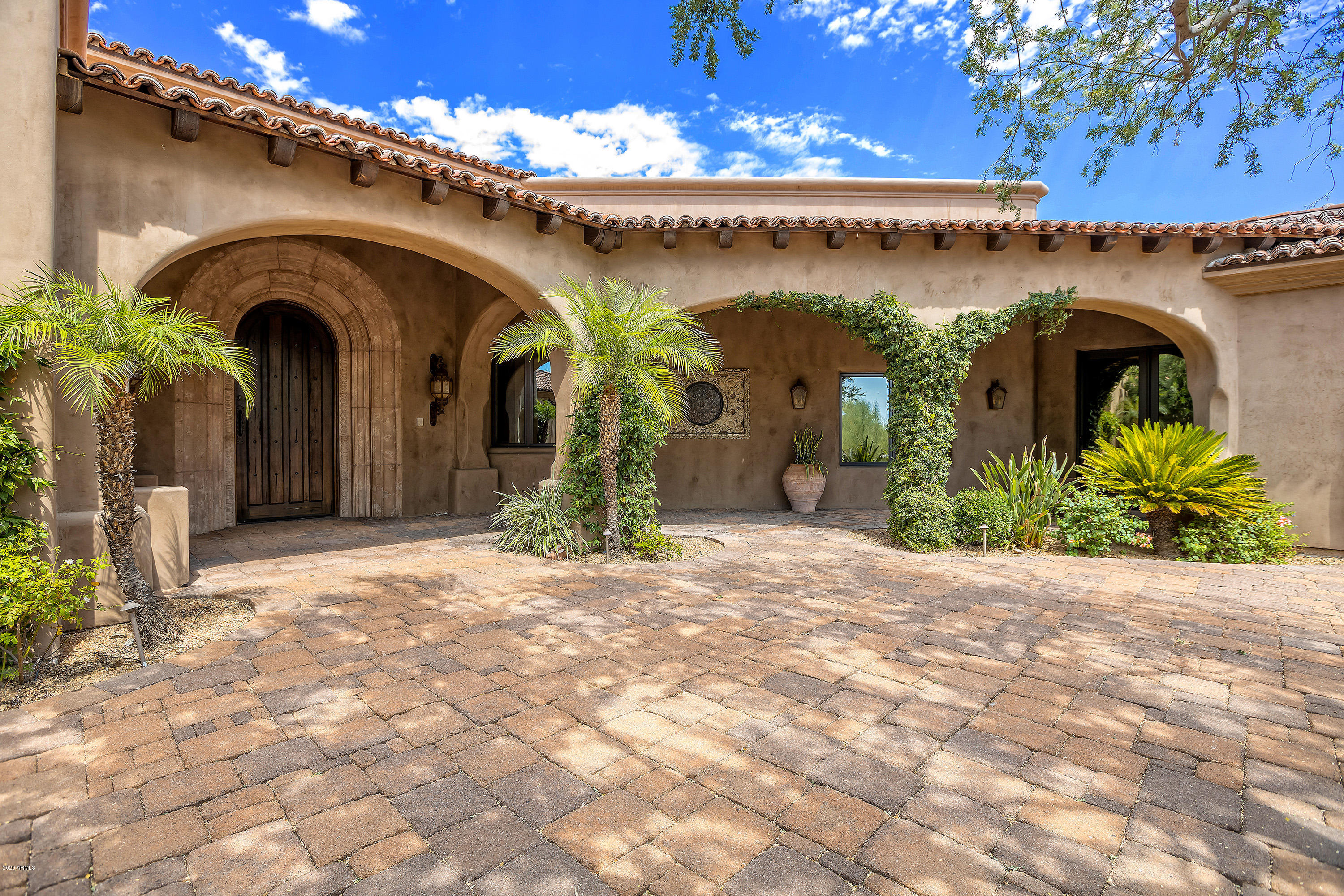 DESERT HIGHLANDS - Residential