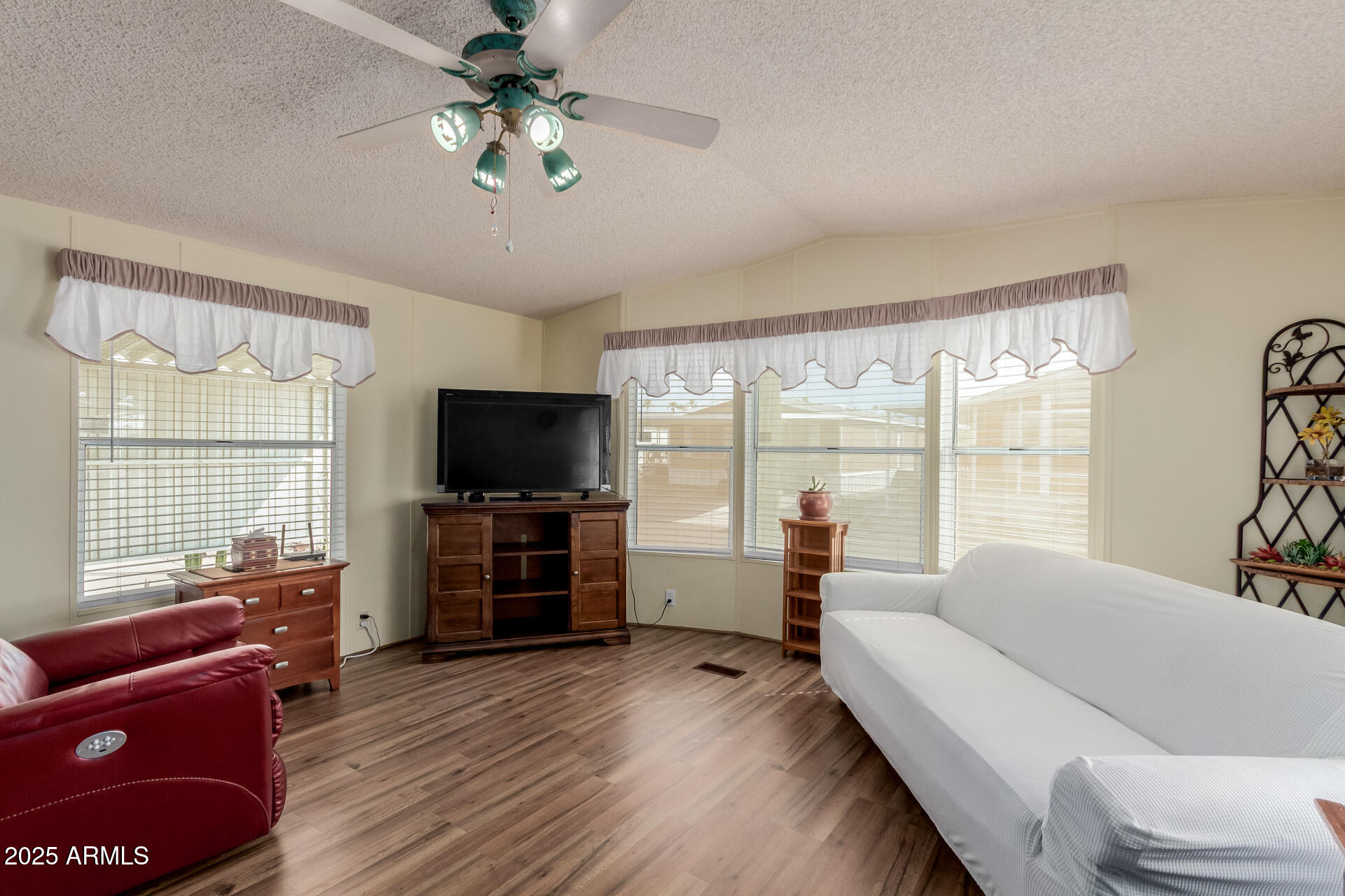 Superstition Buttes - Residential