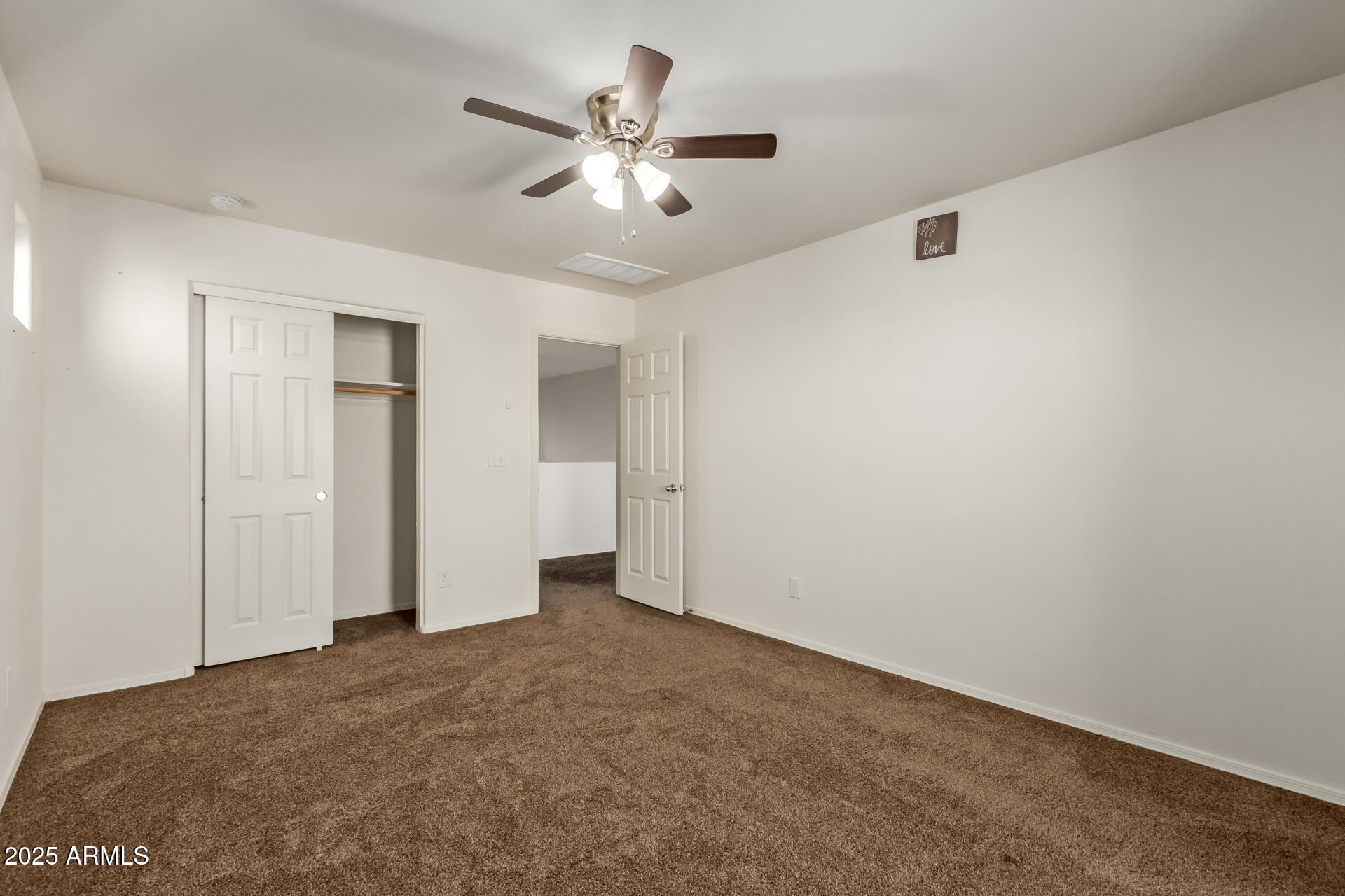 GRAND VILLAGE - Residential