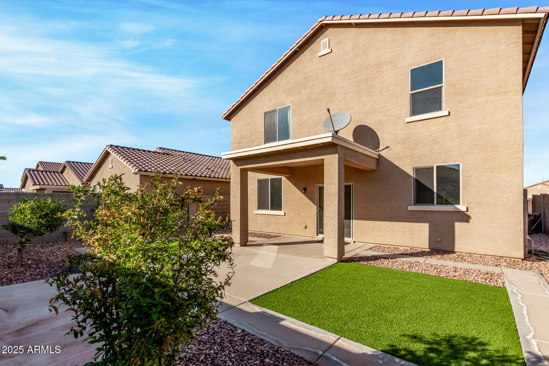 GRAND VILLAGE - Residential