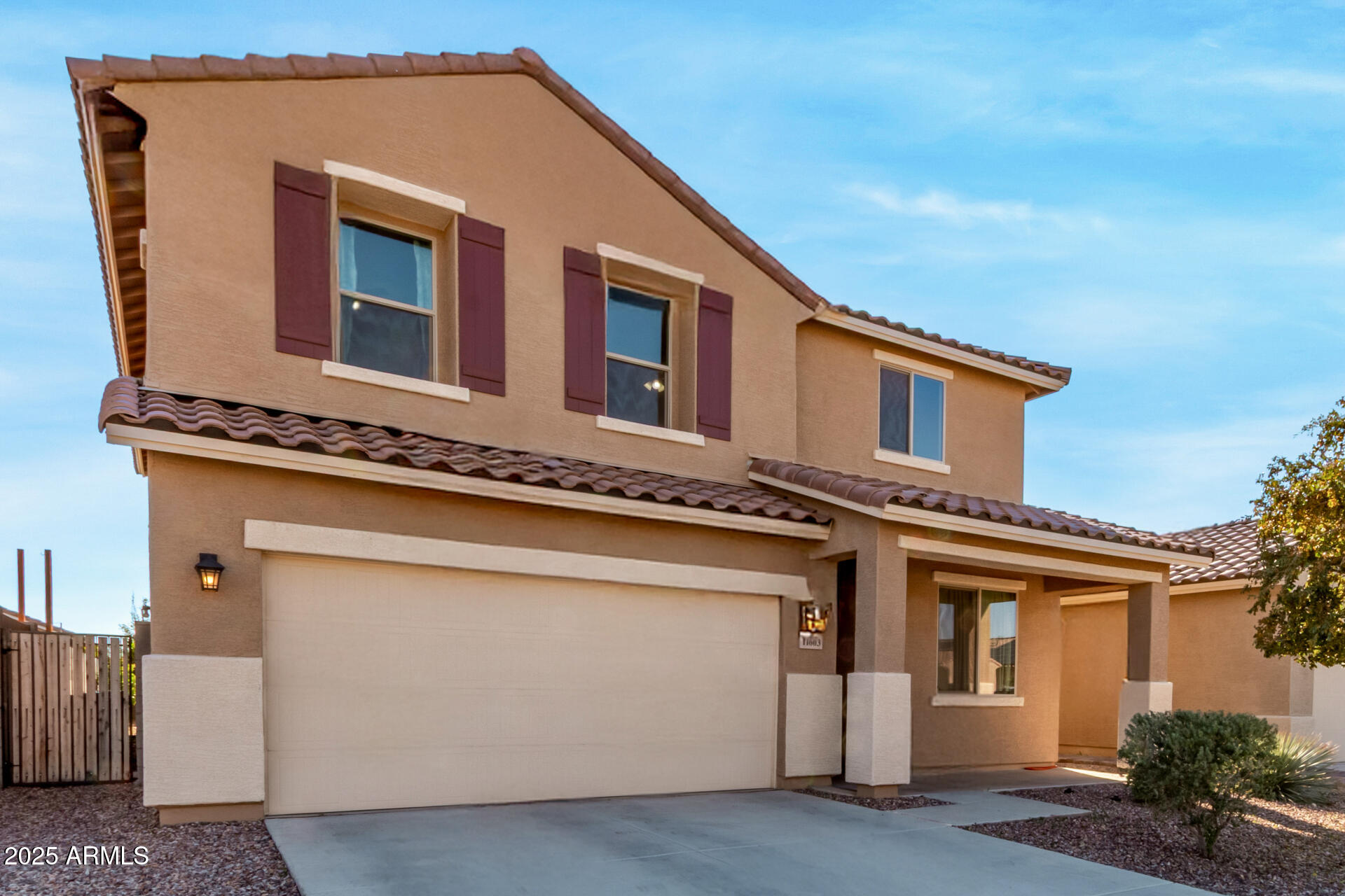 GRAND VILLAGE - Residential