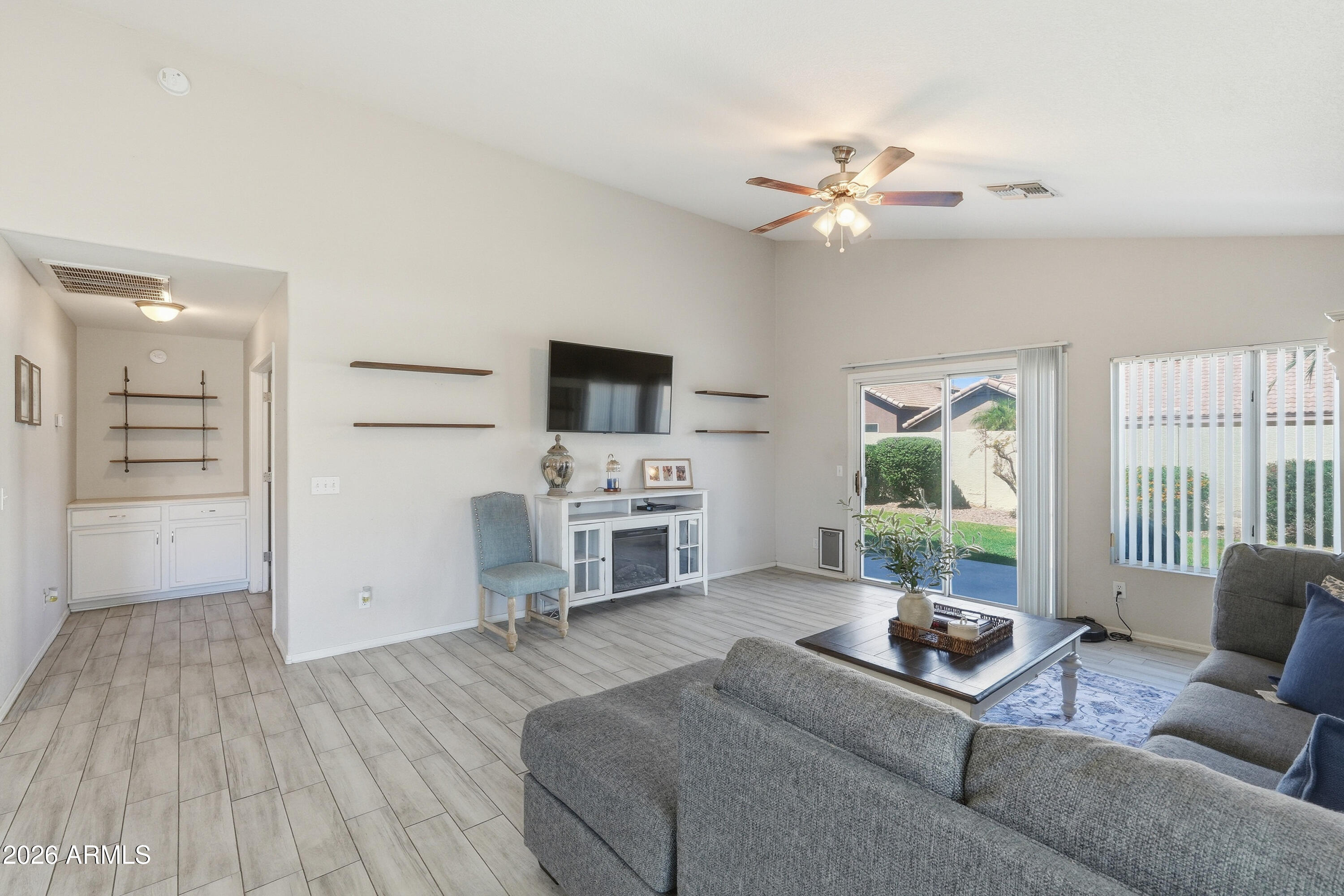 SETTLER'S MEADOW - Residential