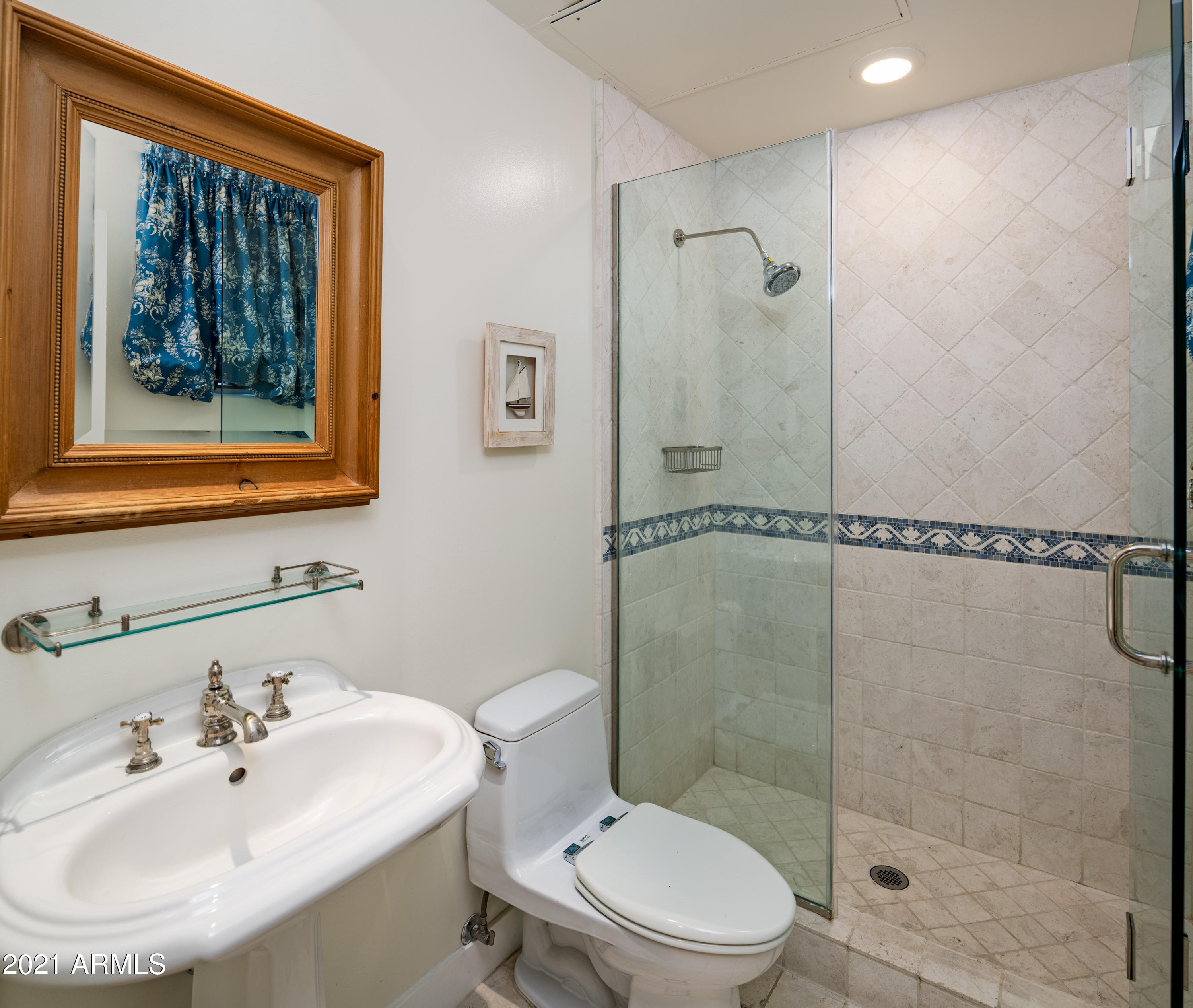 CAMELBACK LANDS - Residential