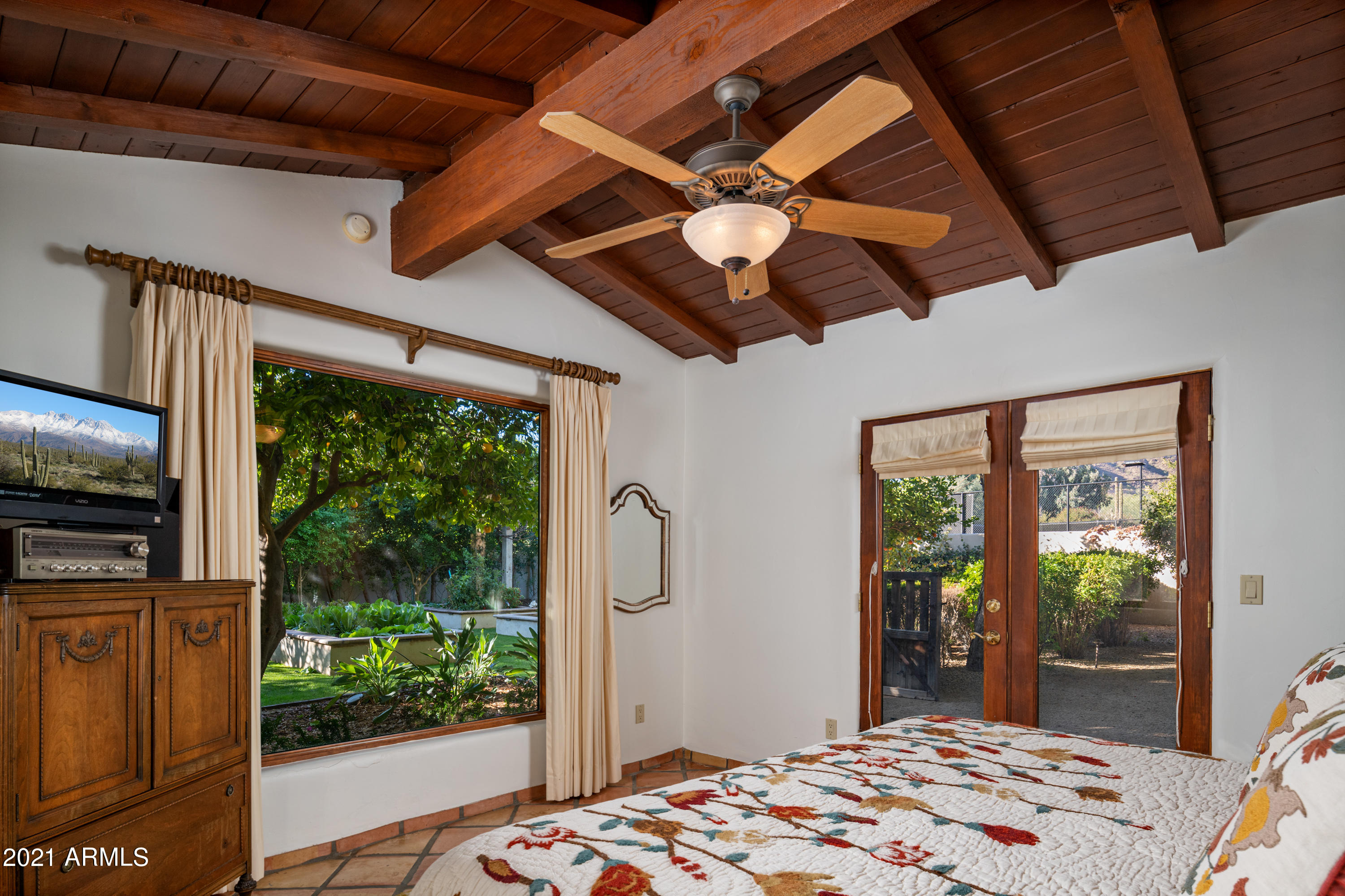 CAMELBACK LANDS - Residential