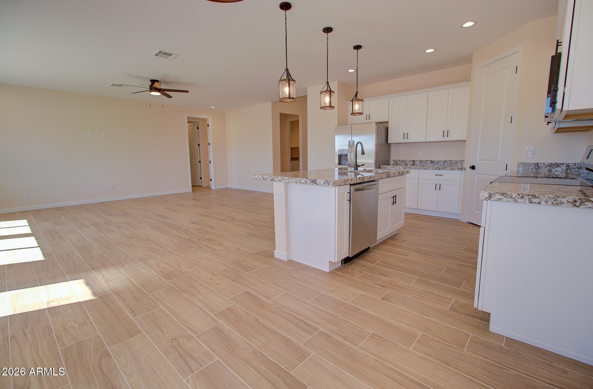 ARIZONA CITY UNIT THREE - Residential