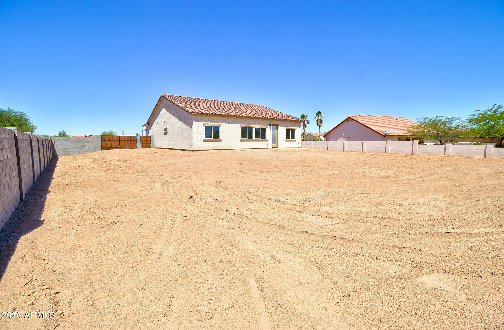 ARIZONA CITY UNIT THREE - Residential