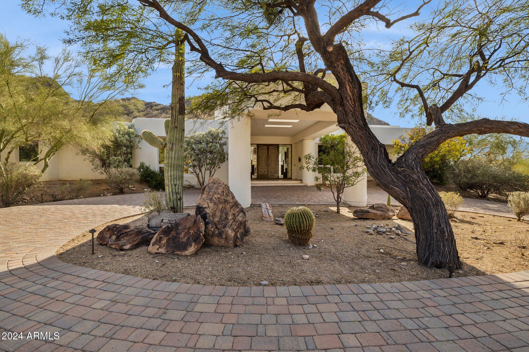 PINNACLE PEAK HEIGHTS UNIT 5 MCR 234-45 LOTS 20 & 21 - Residential