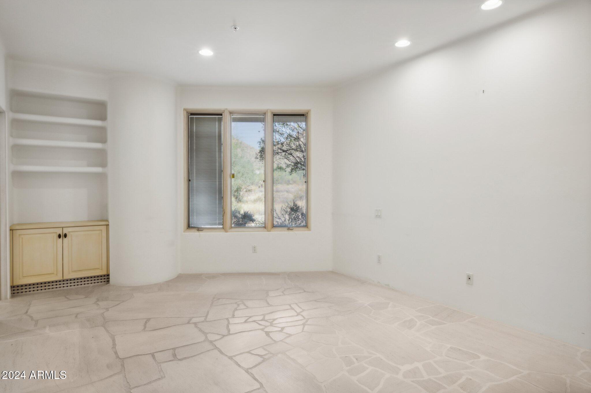 PINNACLE PEAK HEIGHTS UNIT 5 MCR 234-45 LOTS 20 & 21 - Residential
