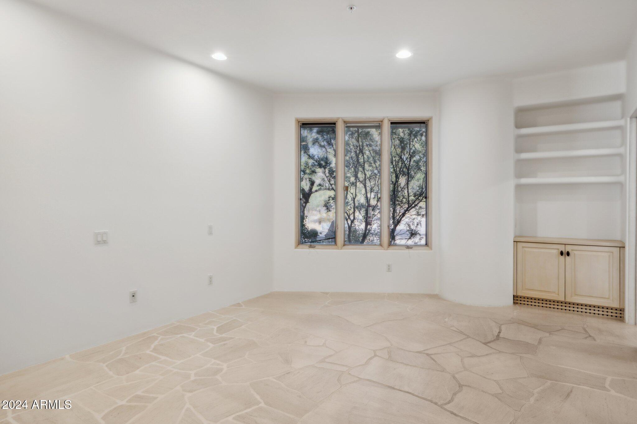PINNACLE PEAK HEIGHTS UNIT 5 MCR 234-45 LOTS 20 & 21 - Residential