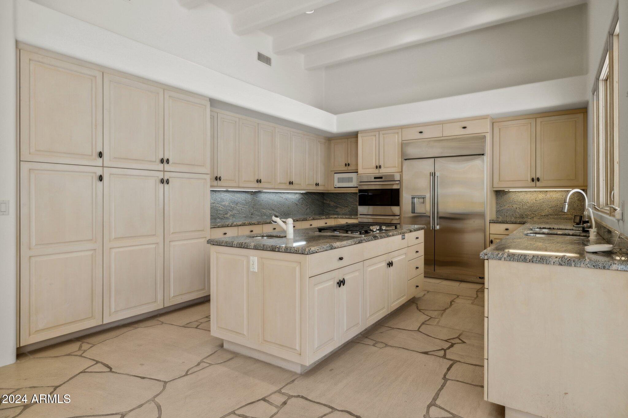 PINNACLE PEAK HEIGHTS UNIT 5 MCR 234-45 LOTS 20 & 21 - Residential