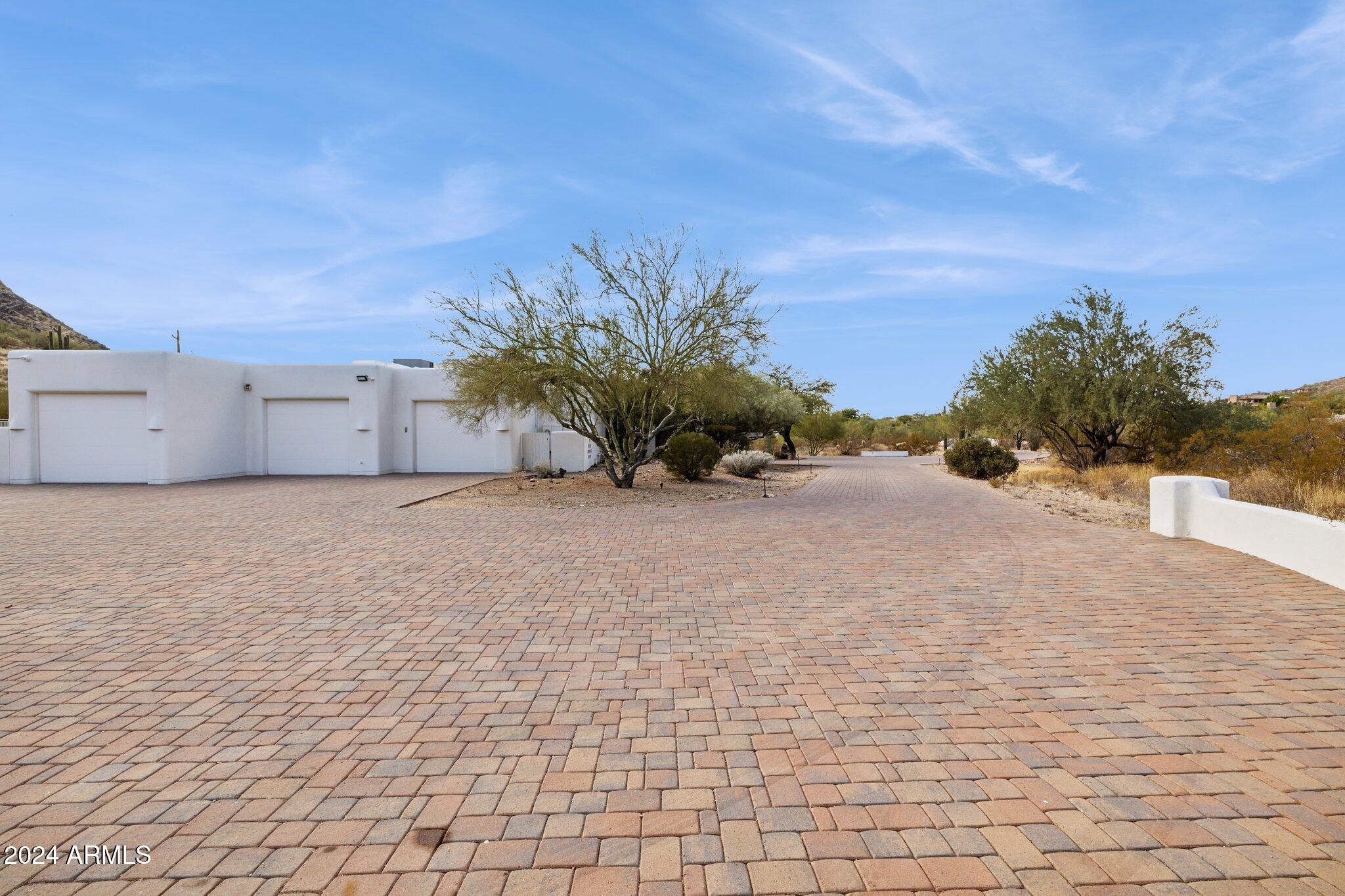 PINNACLE PEAK HEIGHTS UNIT 5 MCR 234-45 LOTS 20 & 21 - Residential