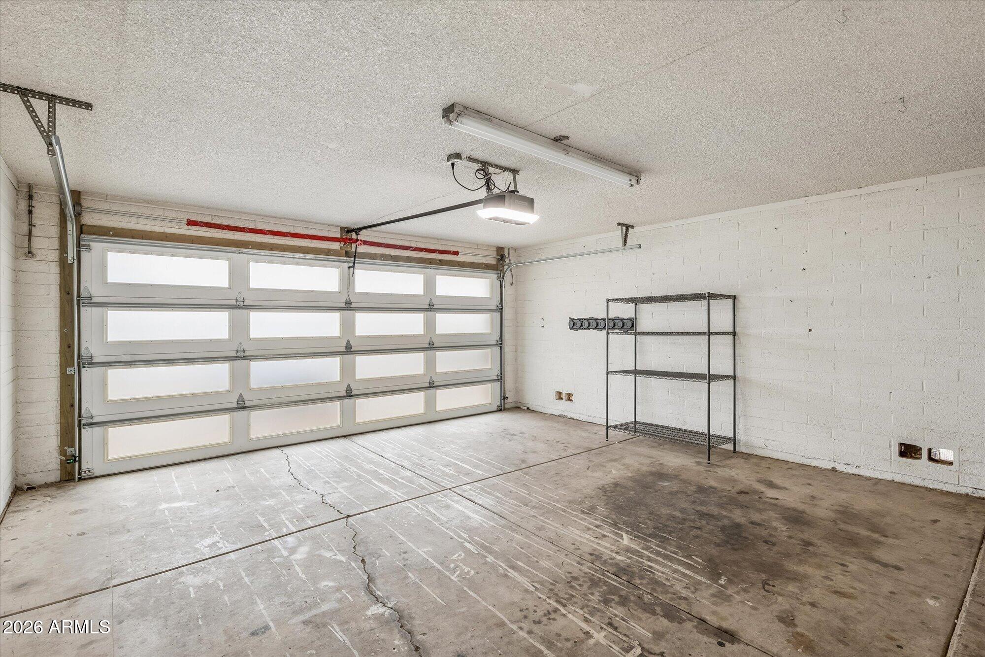 GREENBRIER EAST UNIT 5 - Residential Lease
