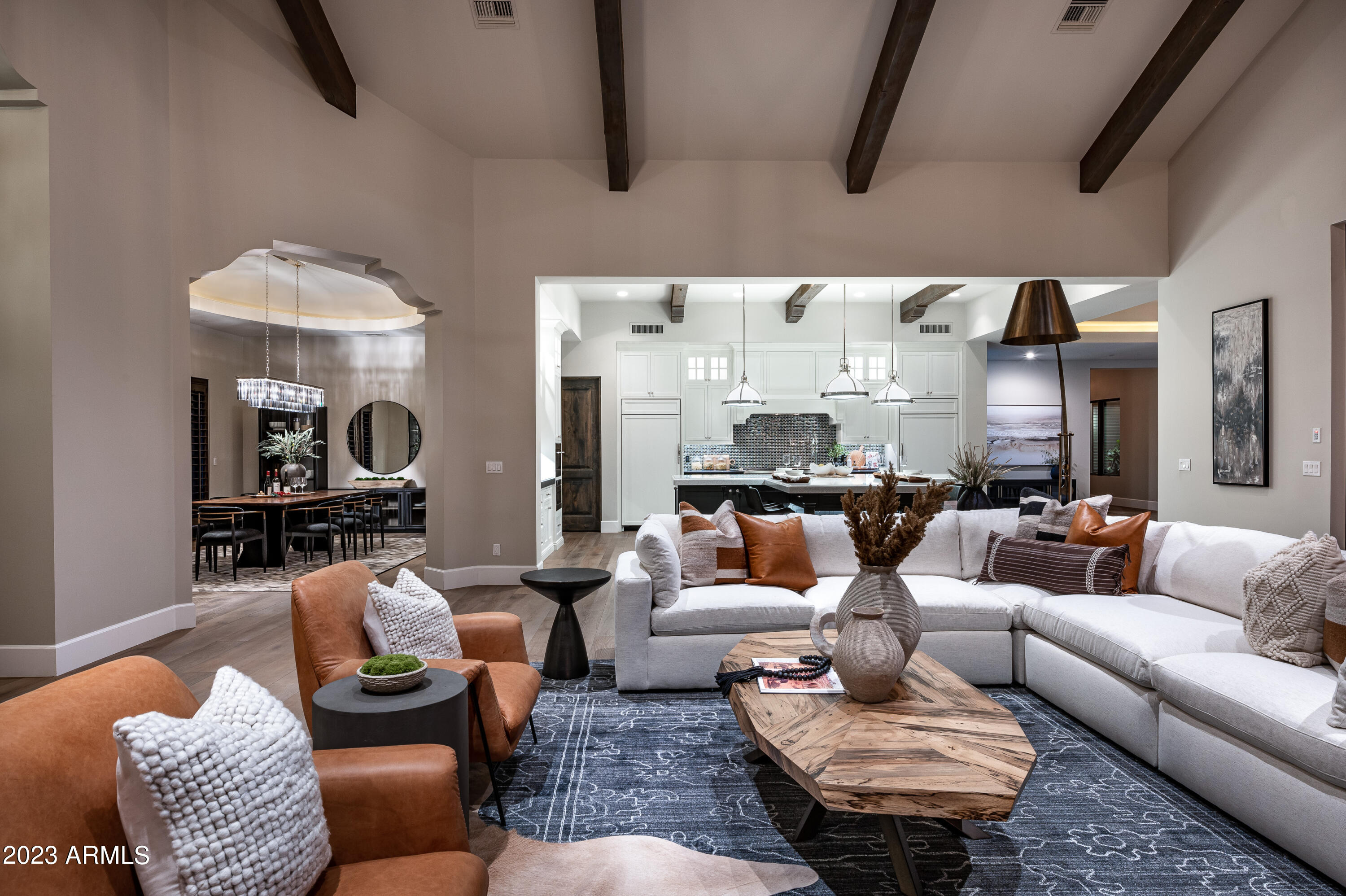 SIERRA HILLS - Residential