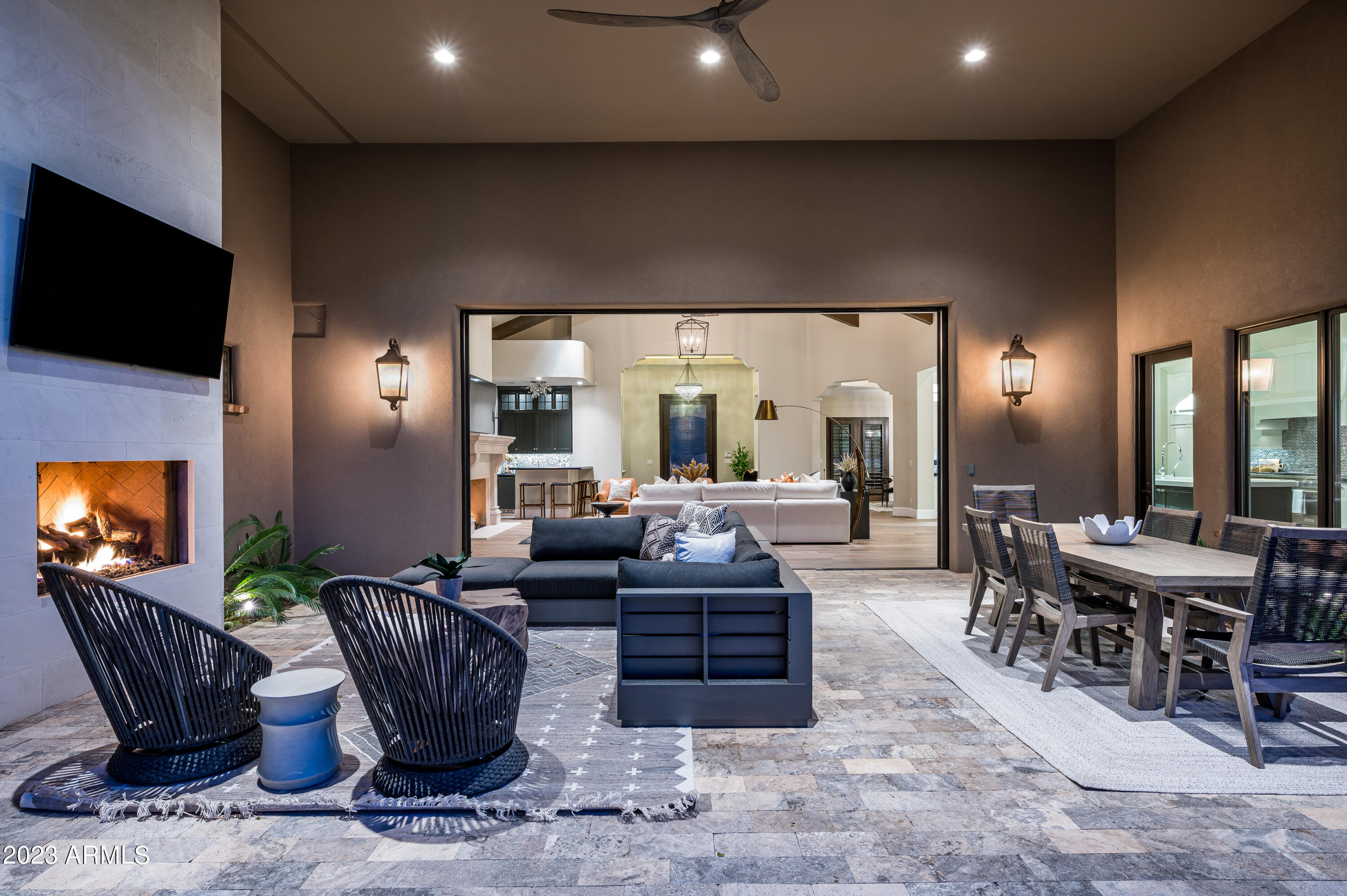 SIERRA HILLS - Residential