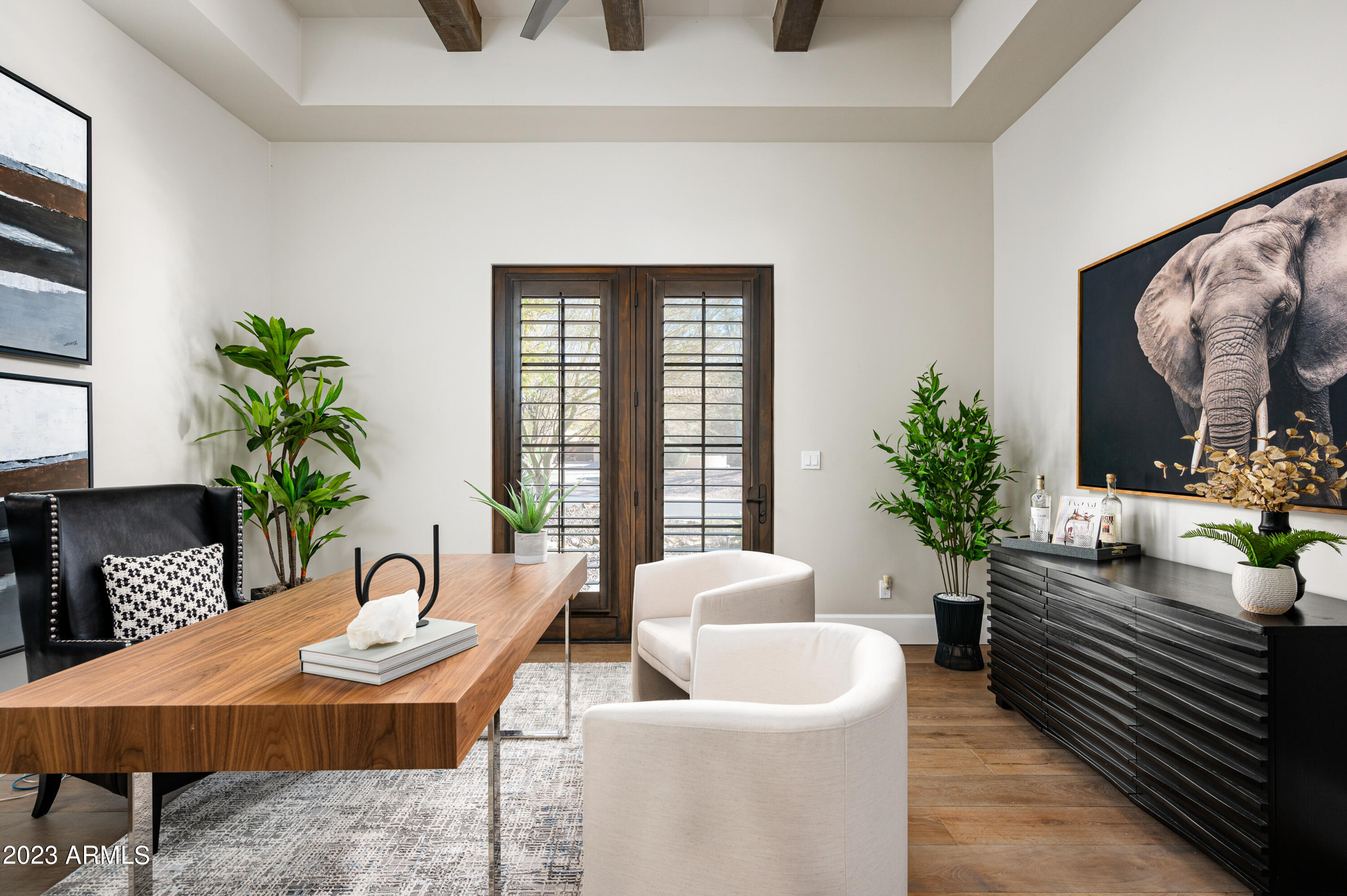 SIERRA HILLS - Residential