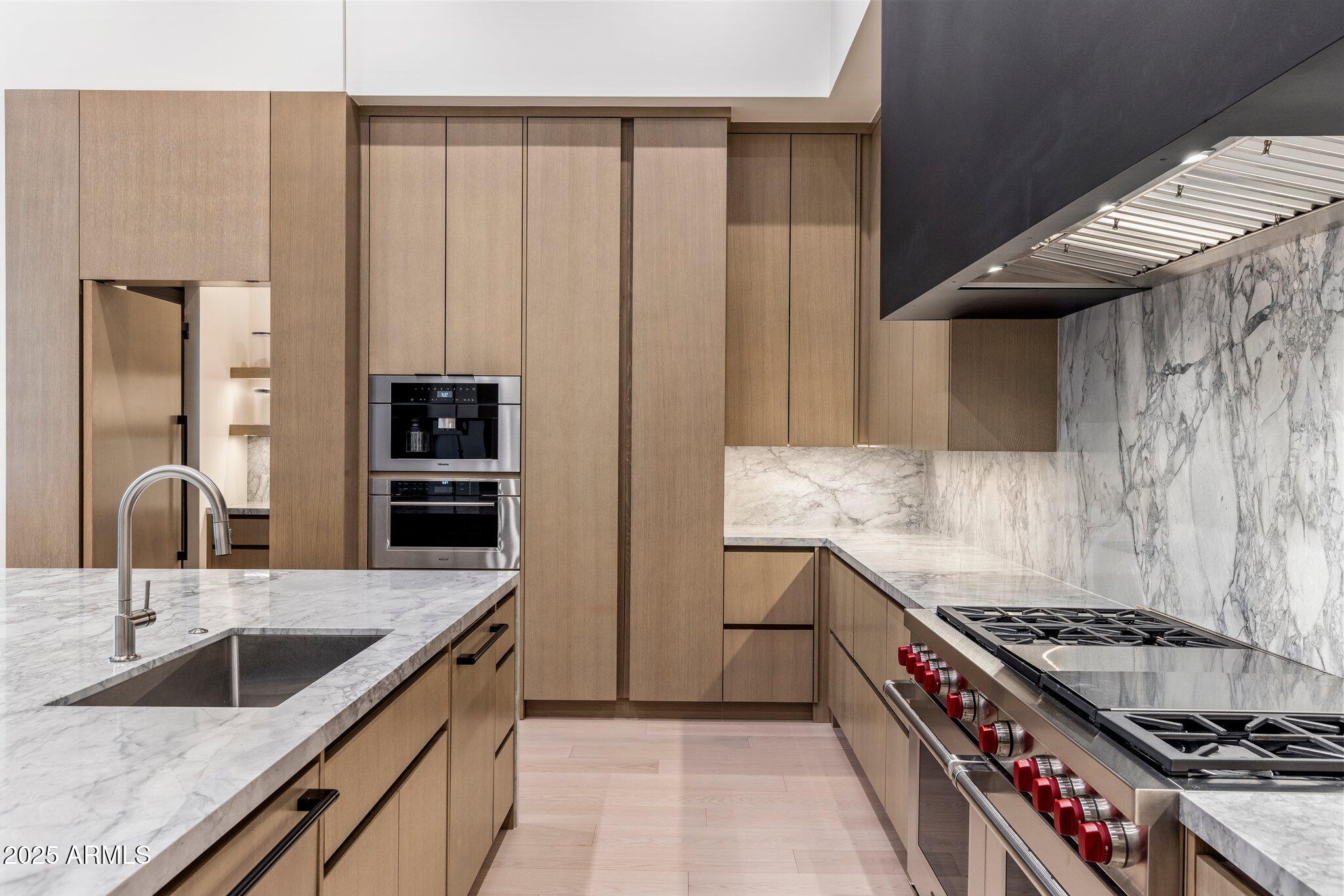 CHENEY ESTATES LOT 1-72 TR A-C D1 D2 EF - Residential