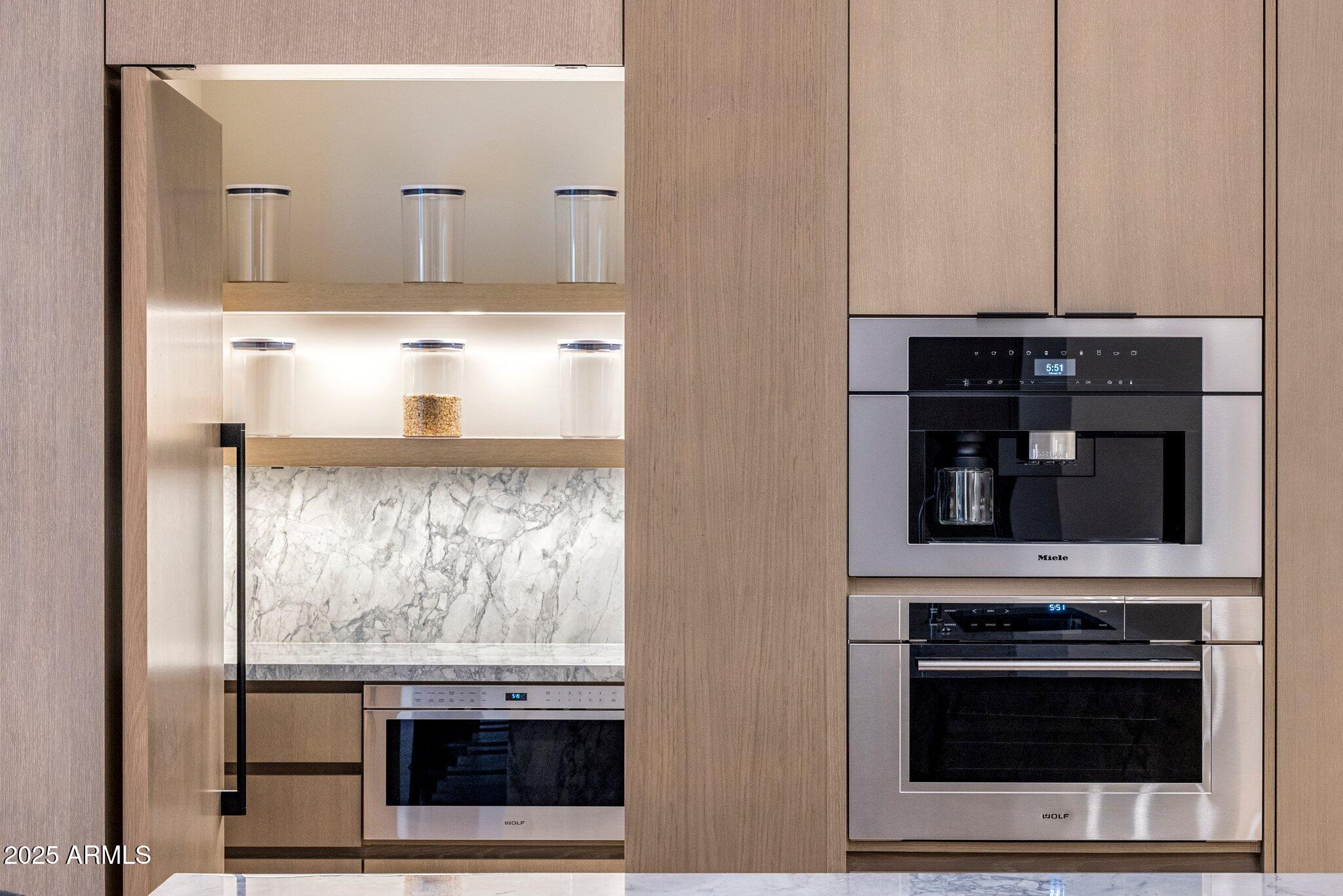 CHENEY ESTATES LOT 1-72 TR A-C D1 D2 EF - Residential