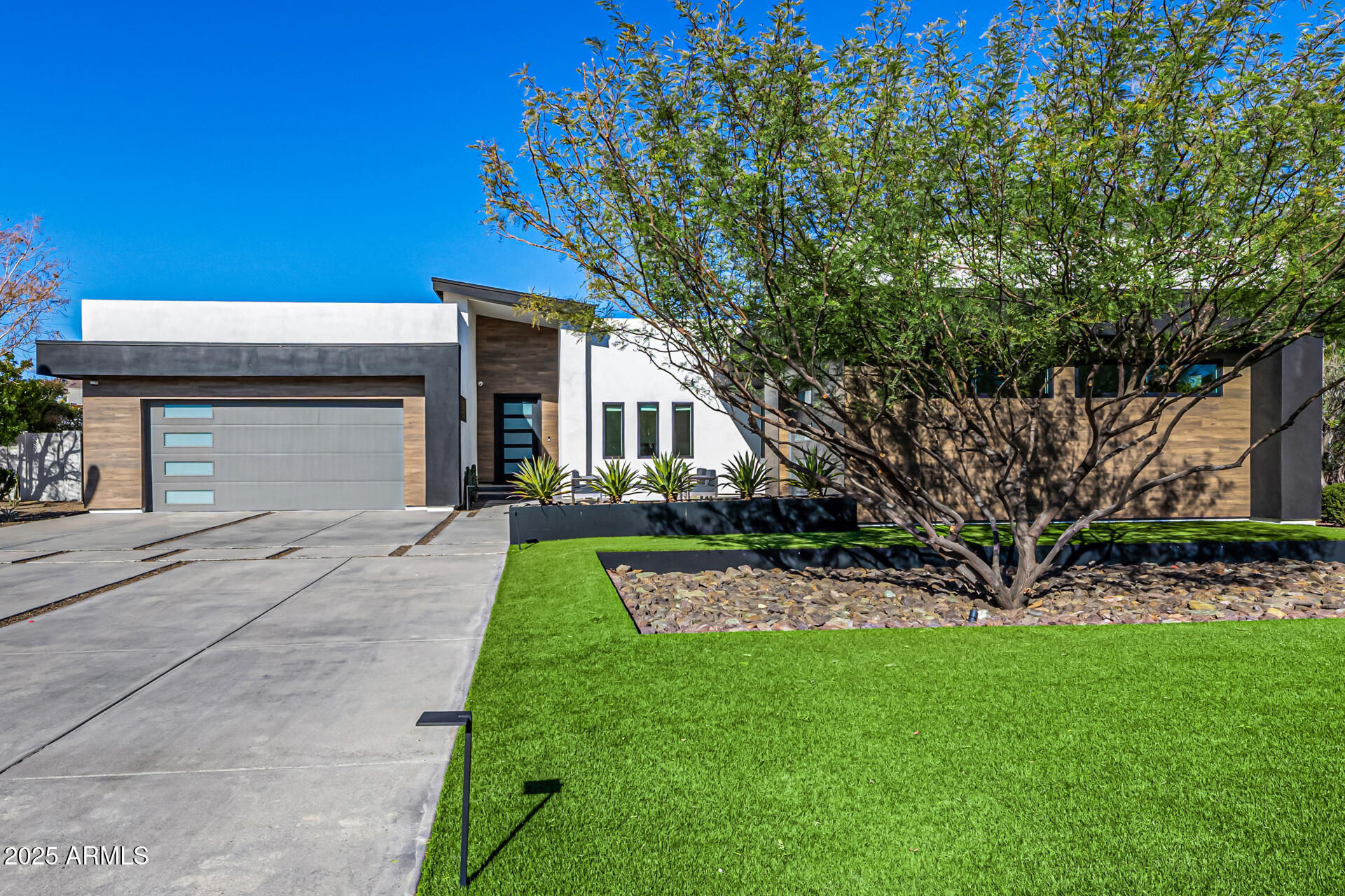 MARION ESTATES - Residential
