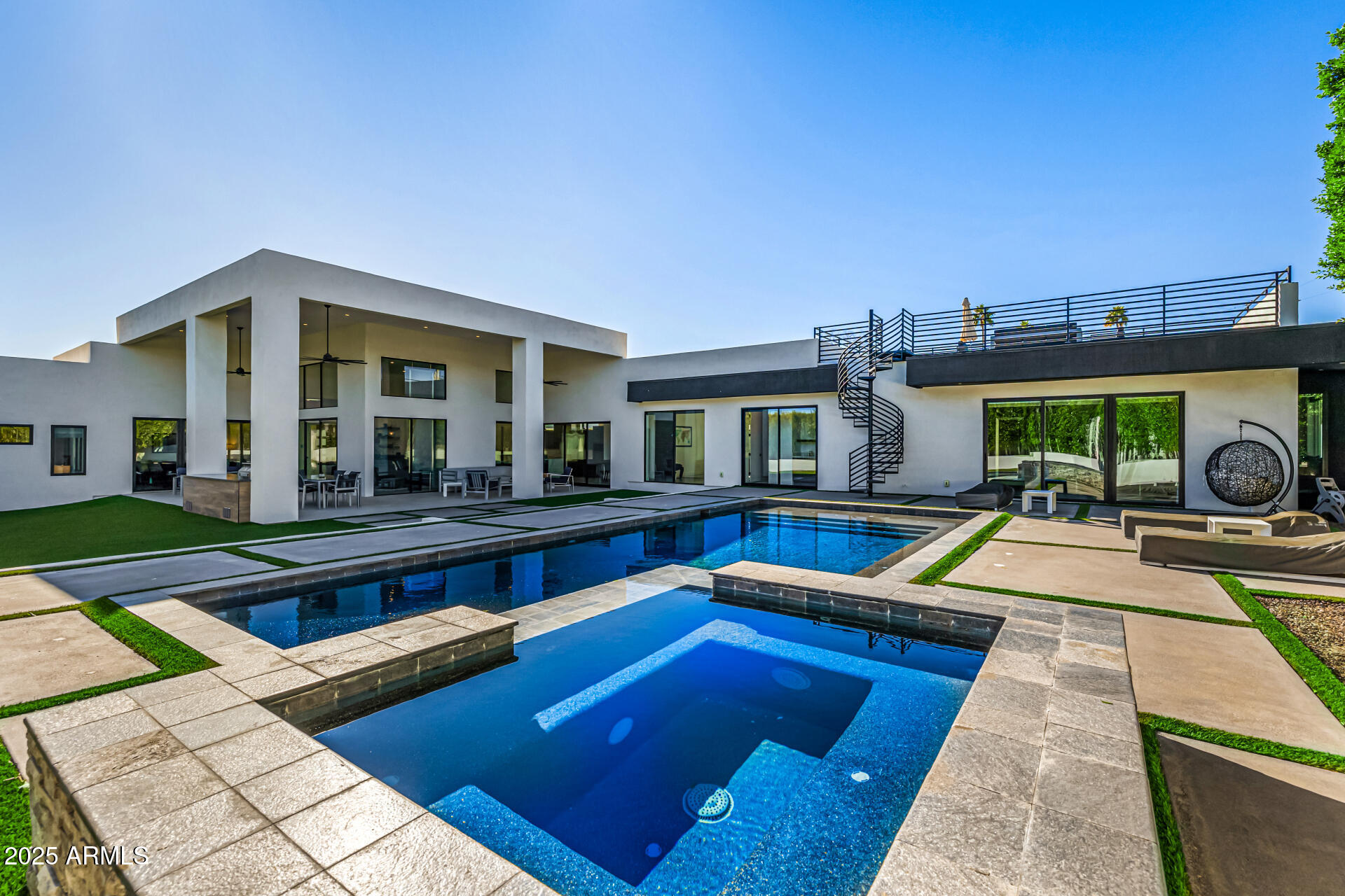 MARION ESTATES - Residential