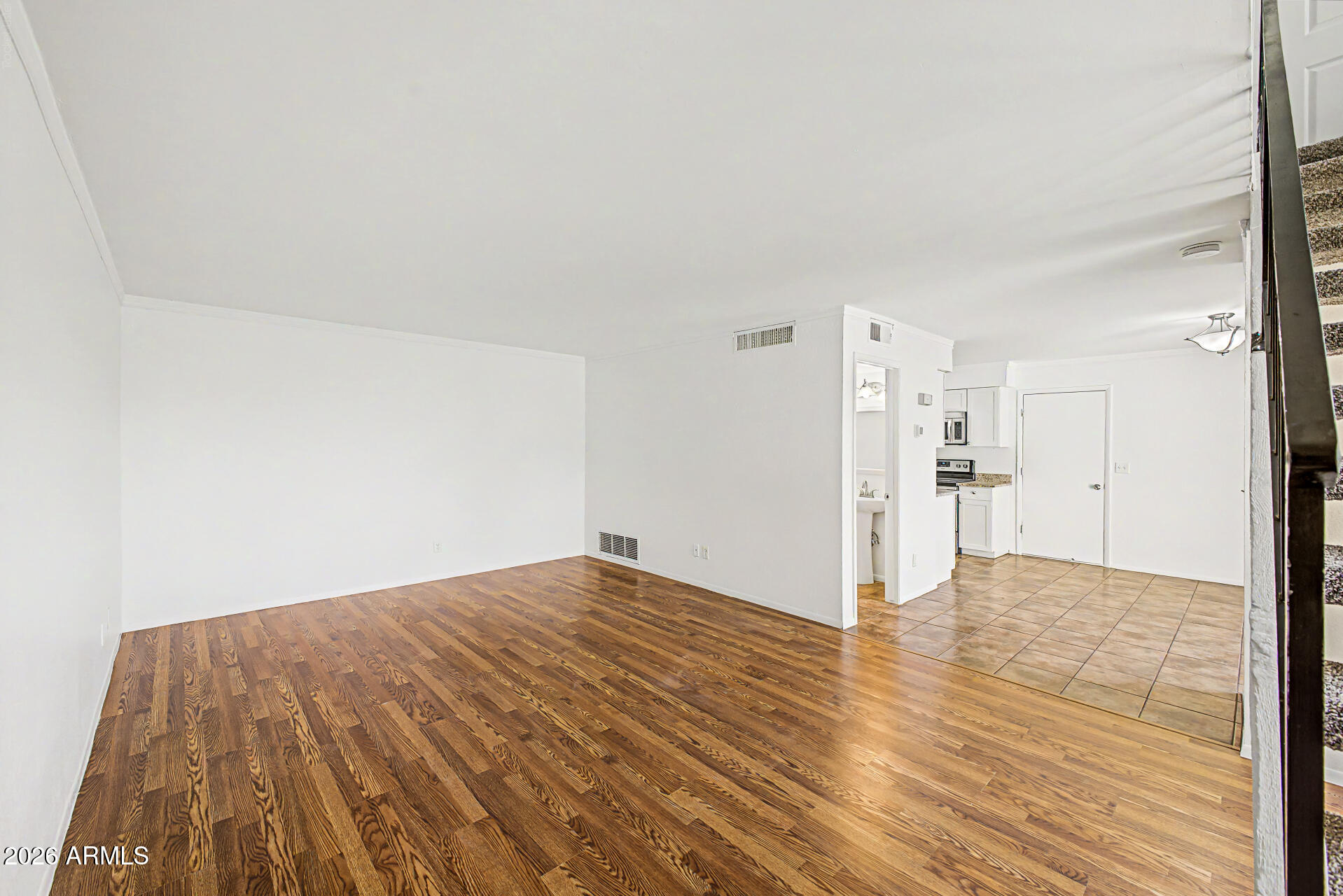 LAKES TRACT G-4 CONDOMINIUM UNITS A1-4 THROUGH Q1- - Residential
