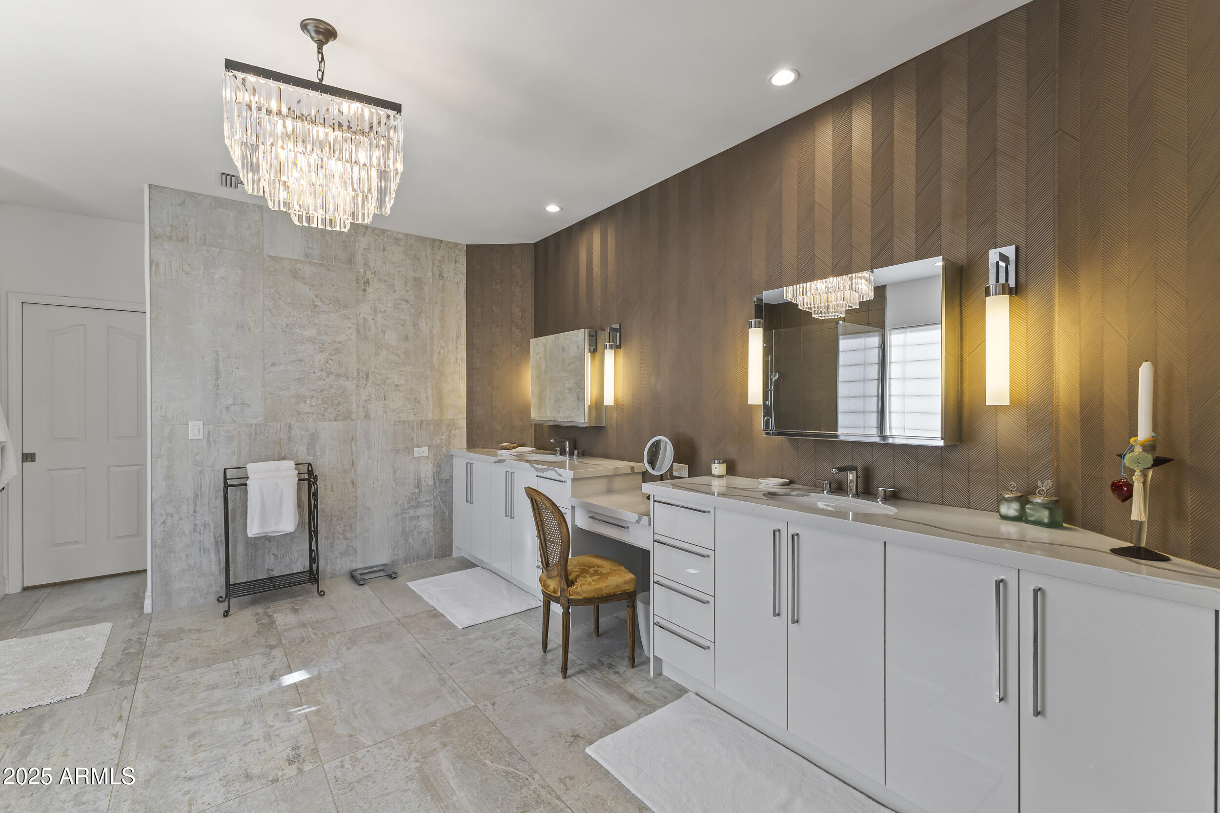 CAMELBACK COUNTRY ESTATES UNIT 4 - Residential