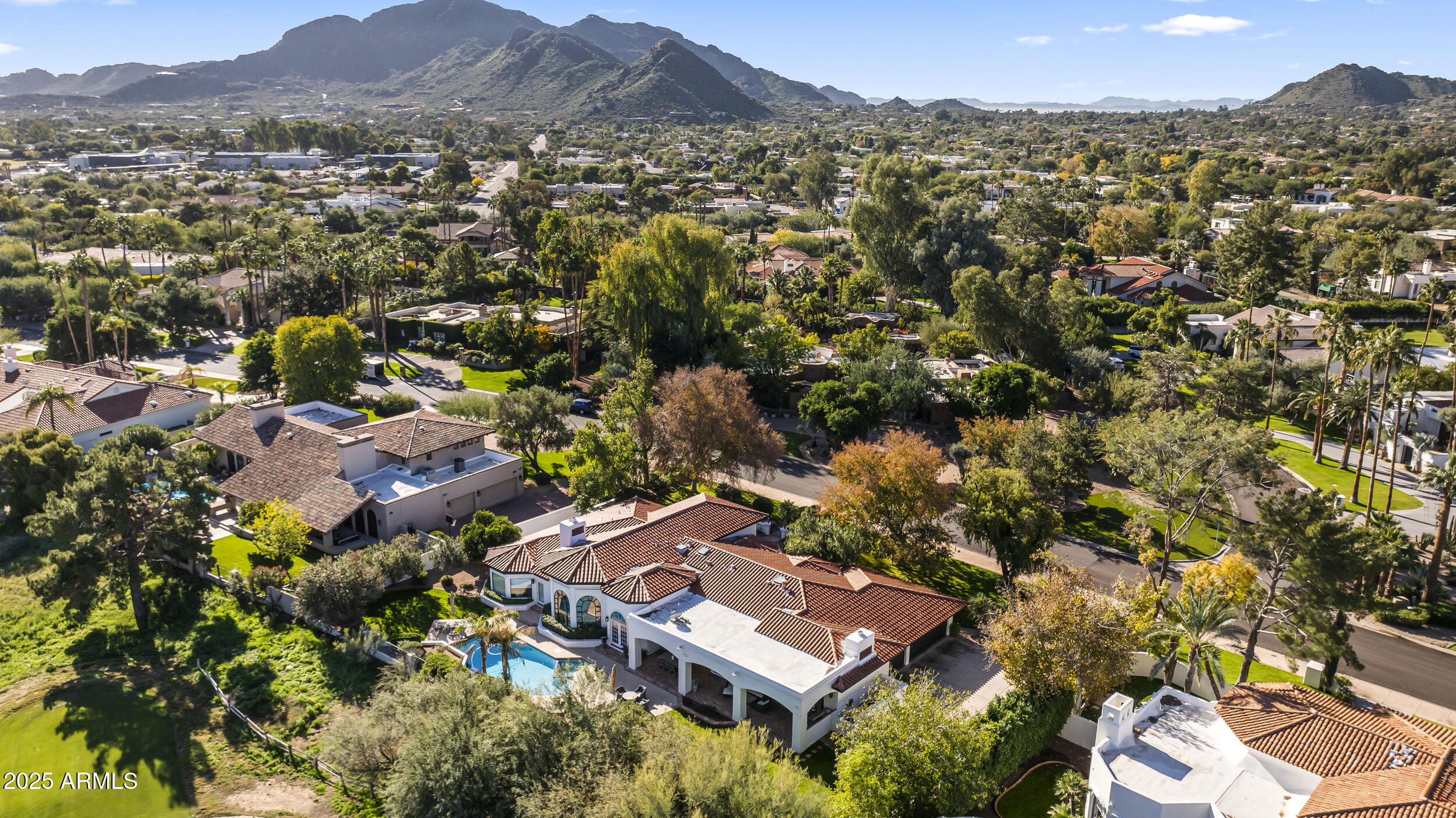 CAMELBACK COUNTRY ESTATES UNIT 4 - Residential