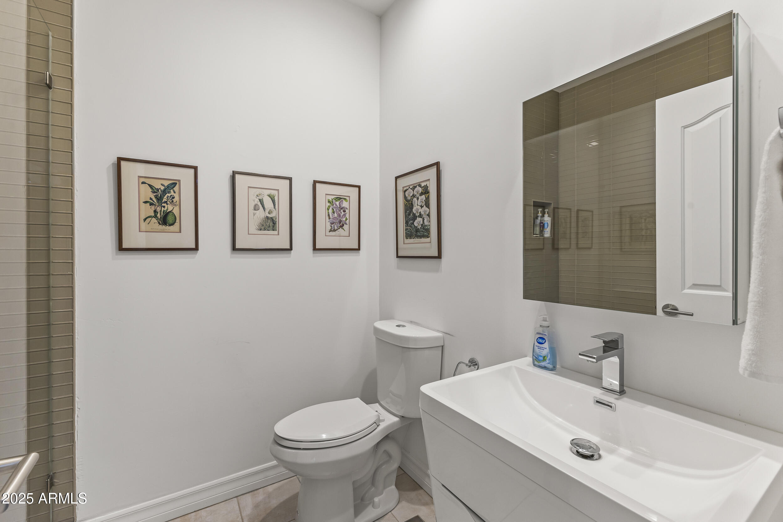 CAMELBACK COUNTRY ESTATES UNIT 4 - Residential