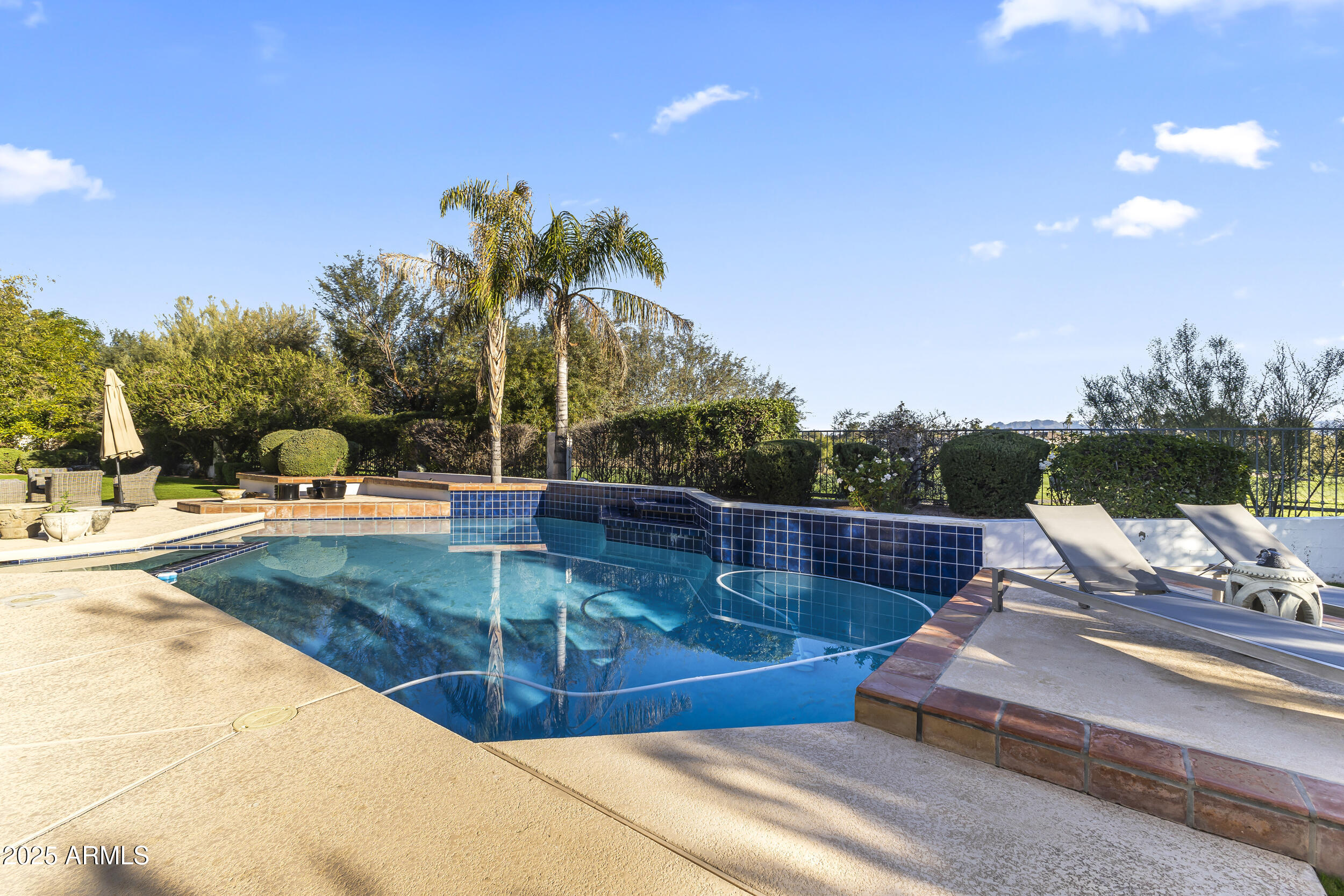 CAMELBACK COUNTRY ESTATES UNIT 4 - Residential