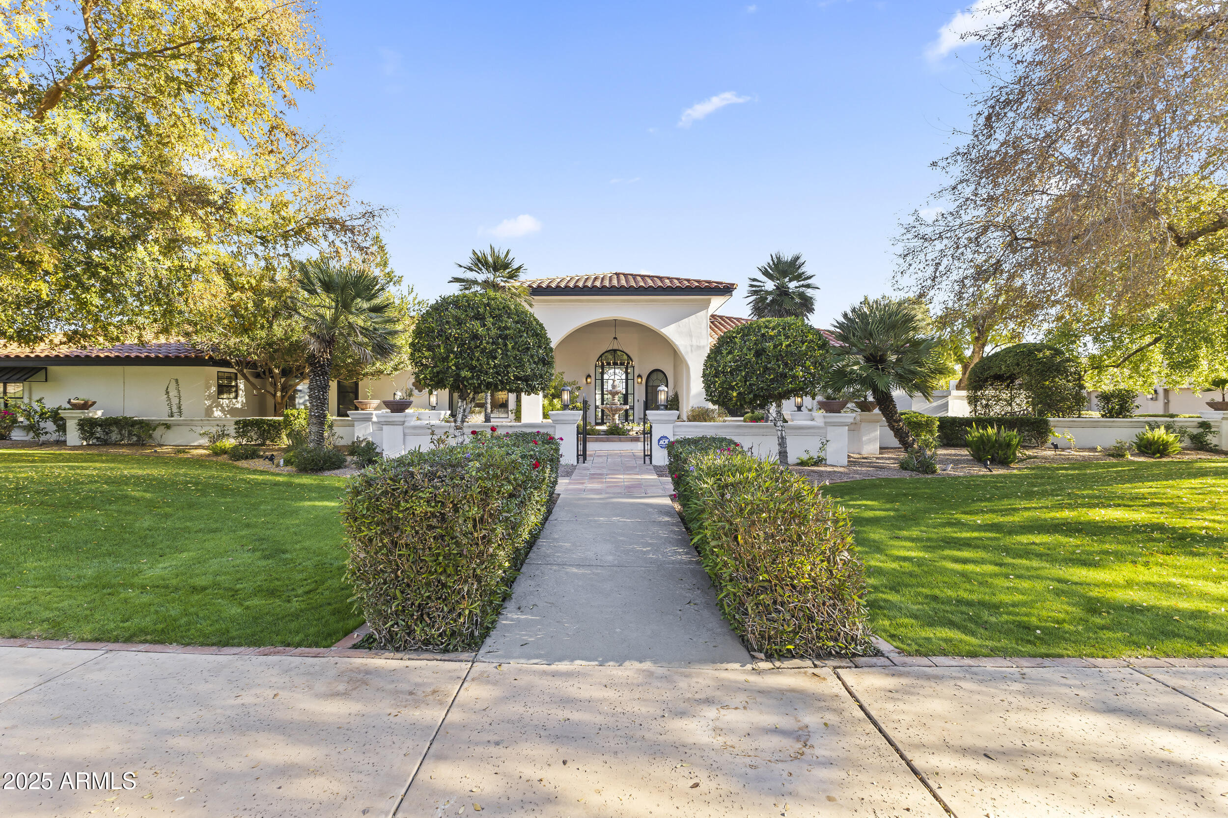 CAMELBACK COUNTRY ESTATES UNIT 4 - Residential