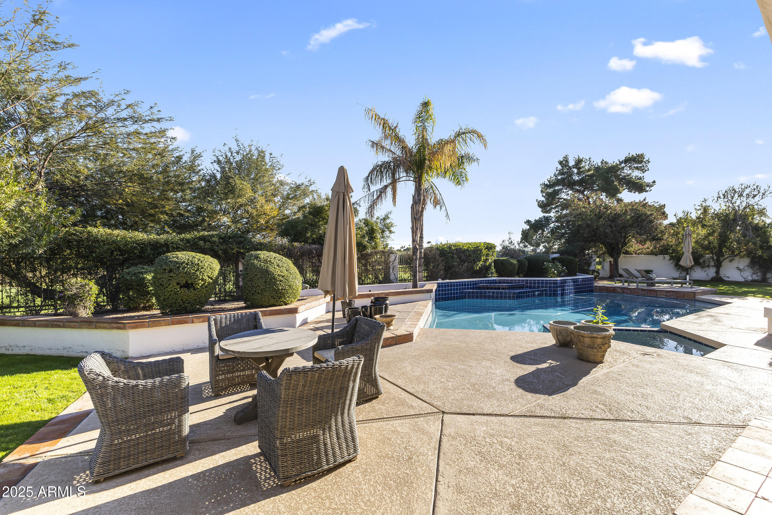 CAMELBACK COUNTRY ESTATES UNIT 4 - Residential