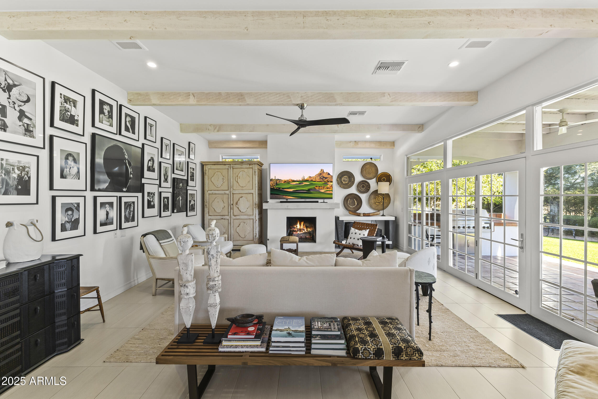 CAMELBACK COUNTRY ESTATES UNIT 4 - Residential