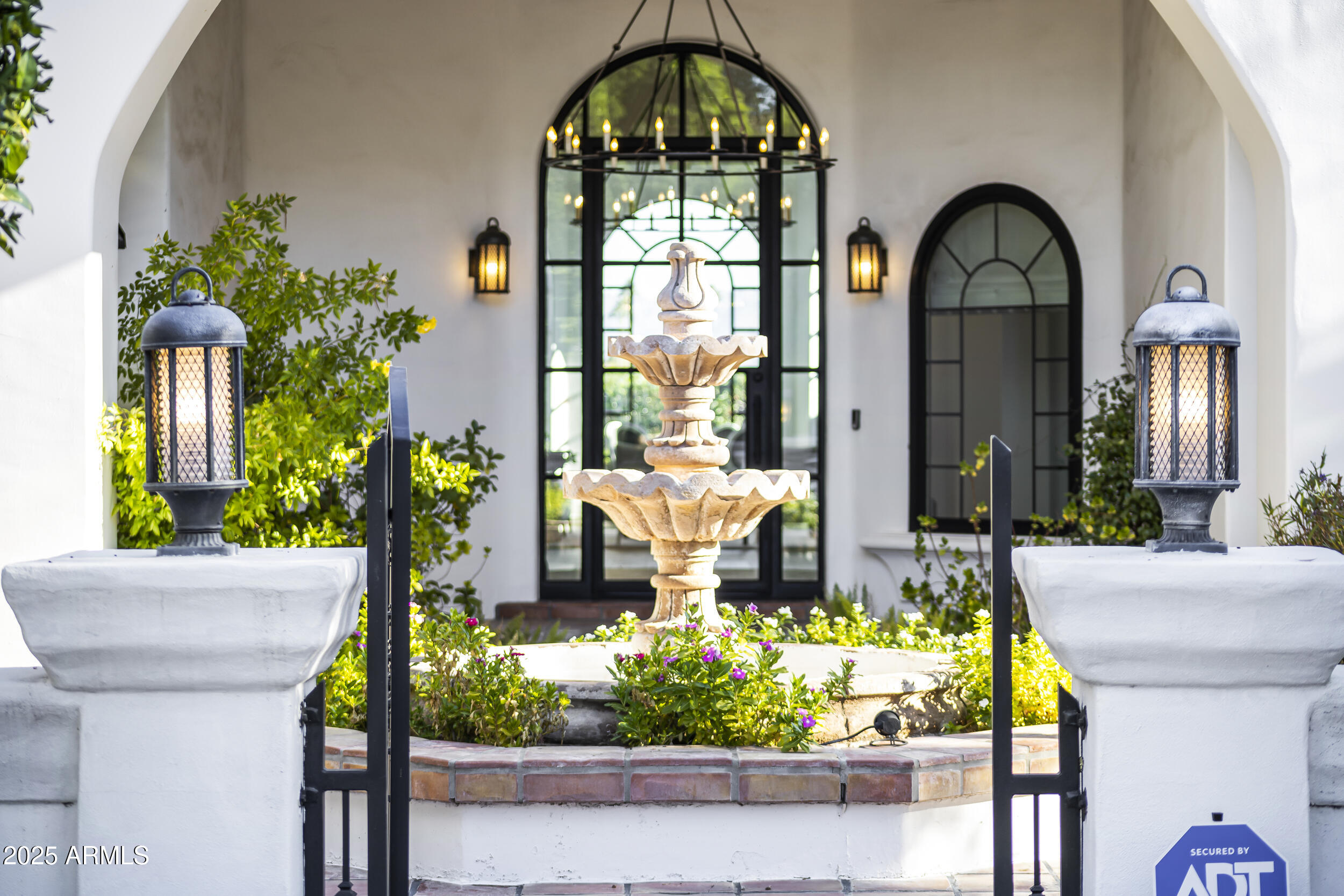 CAMELBACK COUNTRY ESTATES UNIT 4 - Residential