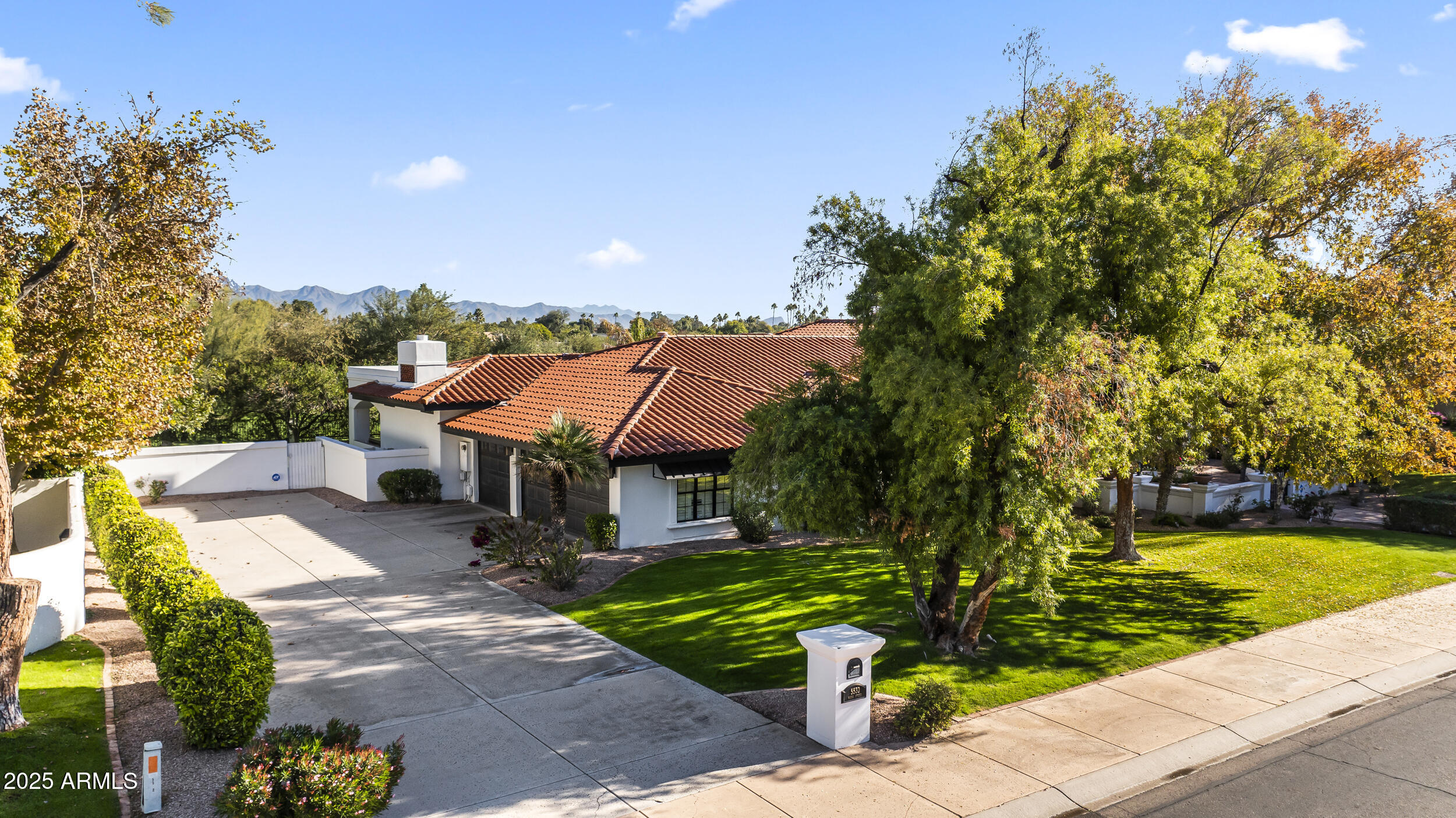 CAMELBACK COUNTRY ESTATES UNIT 4 - Residential