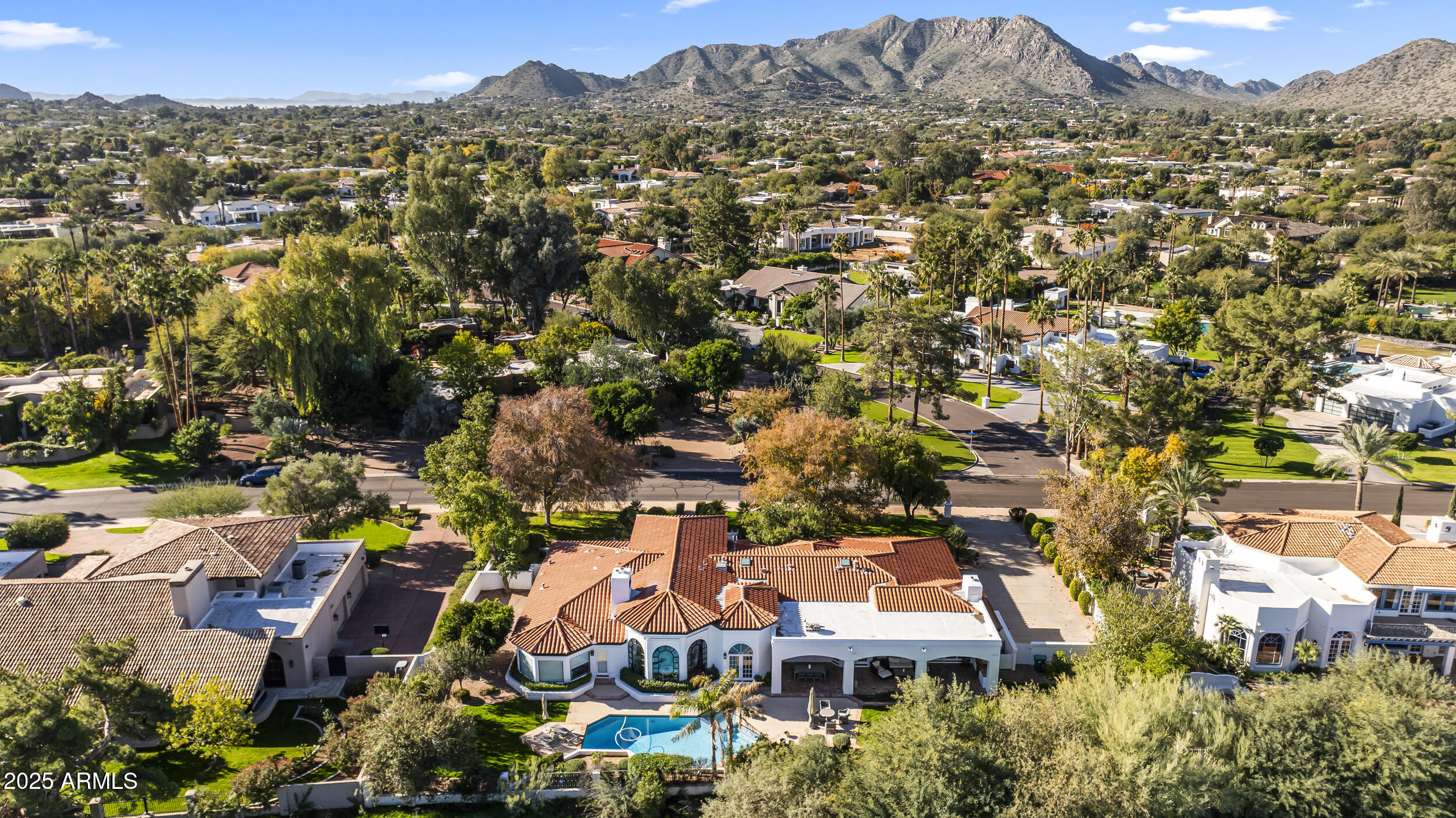 CAMELBACK COUNTRY ESTATES UNIT 4 - Residential