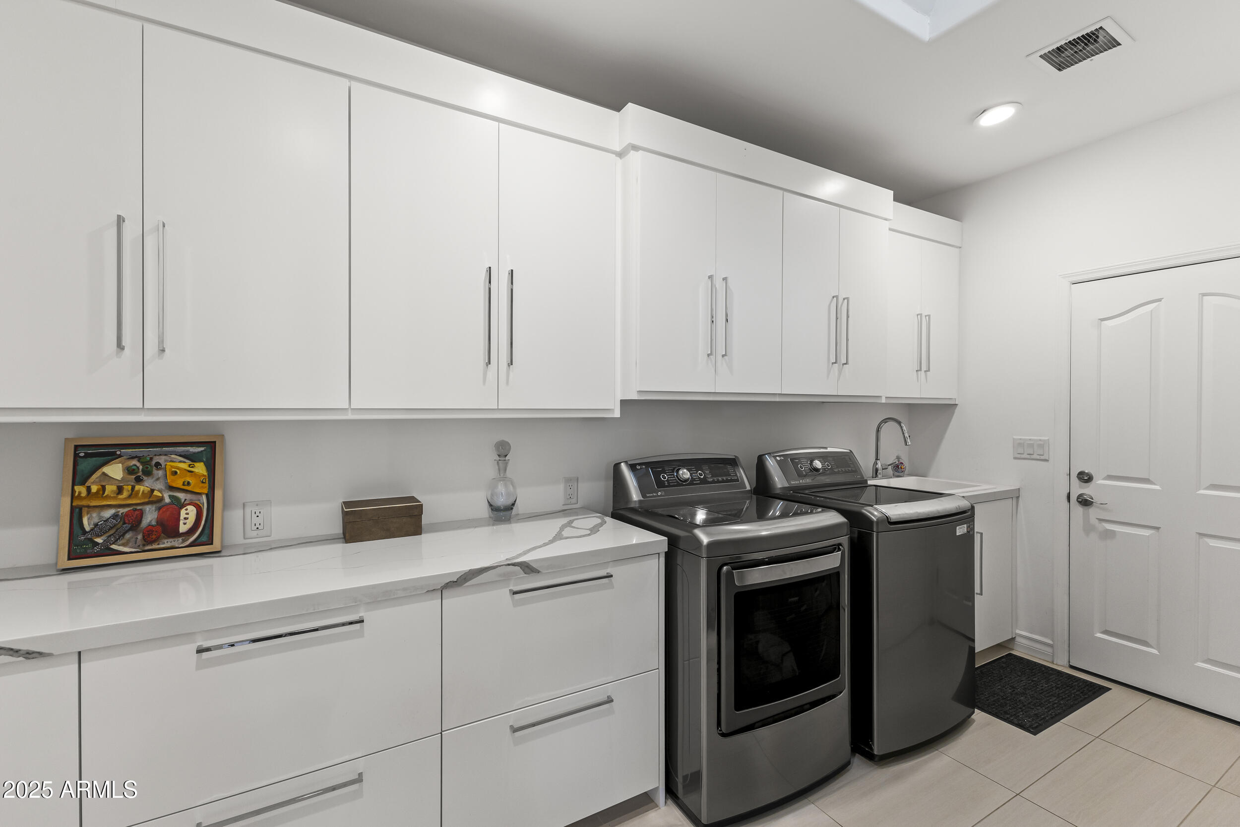 CAMELBACK COUNTRY ESTATES UNIT 4 - Residential