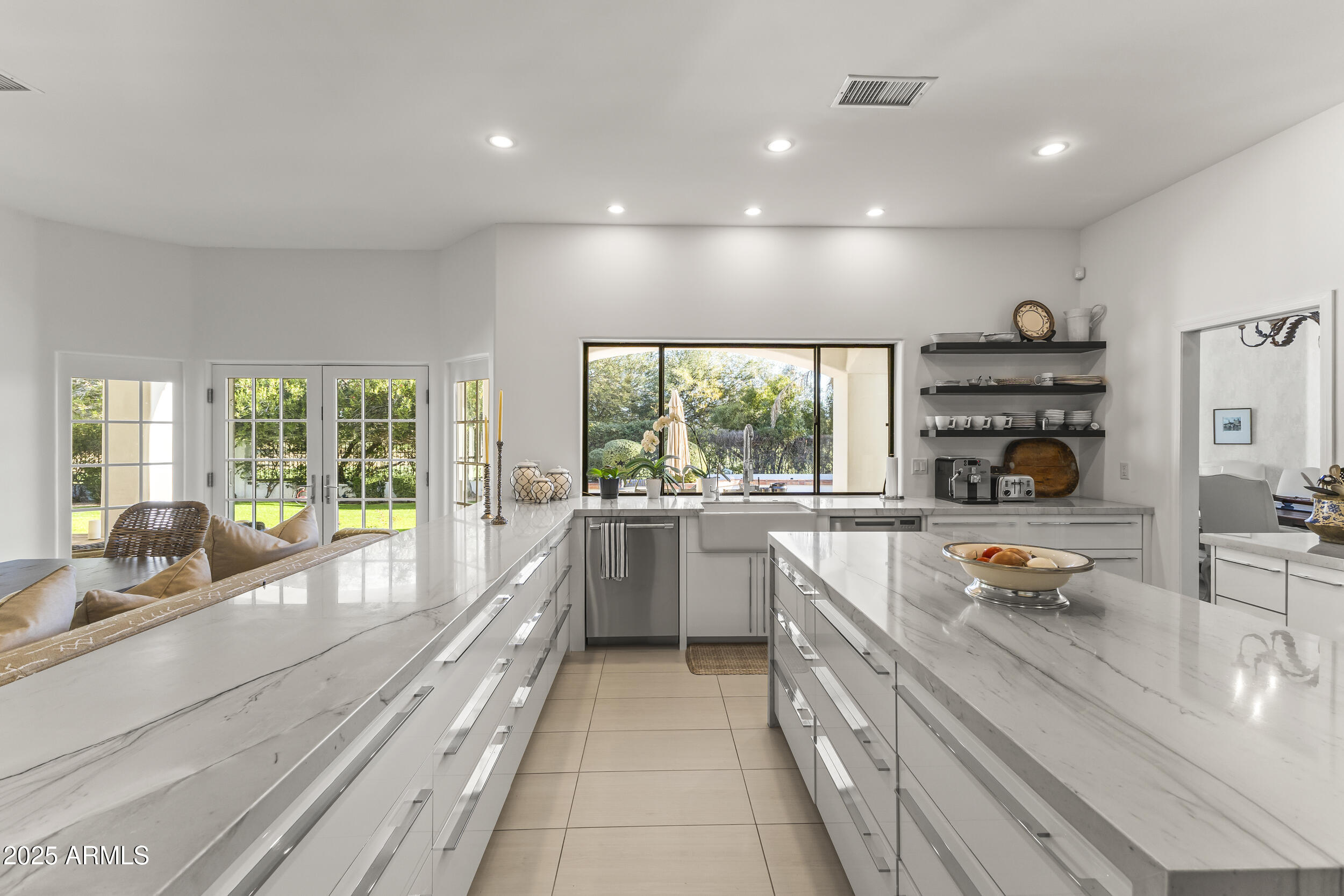 CAMELBACK COUNTRY ESTATES UNIT 4 - Residential