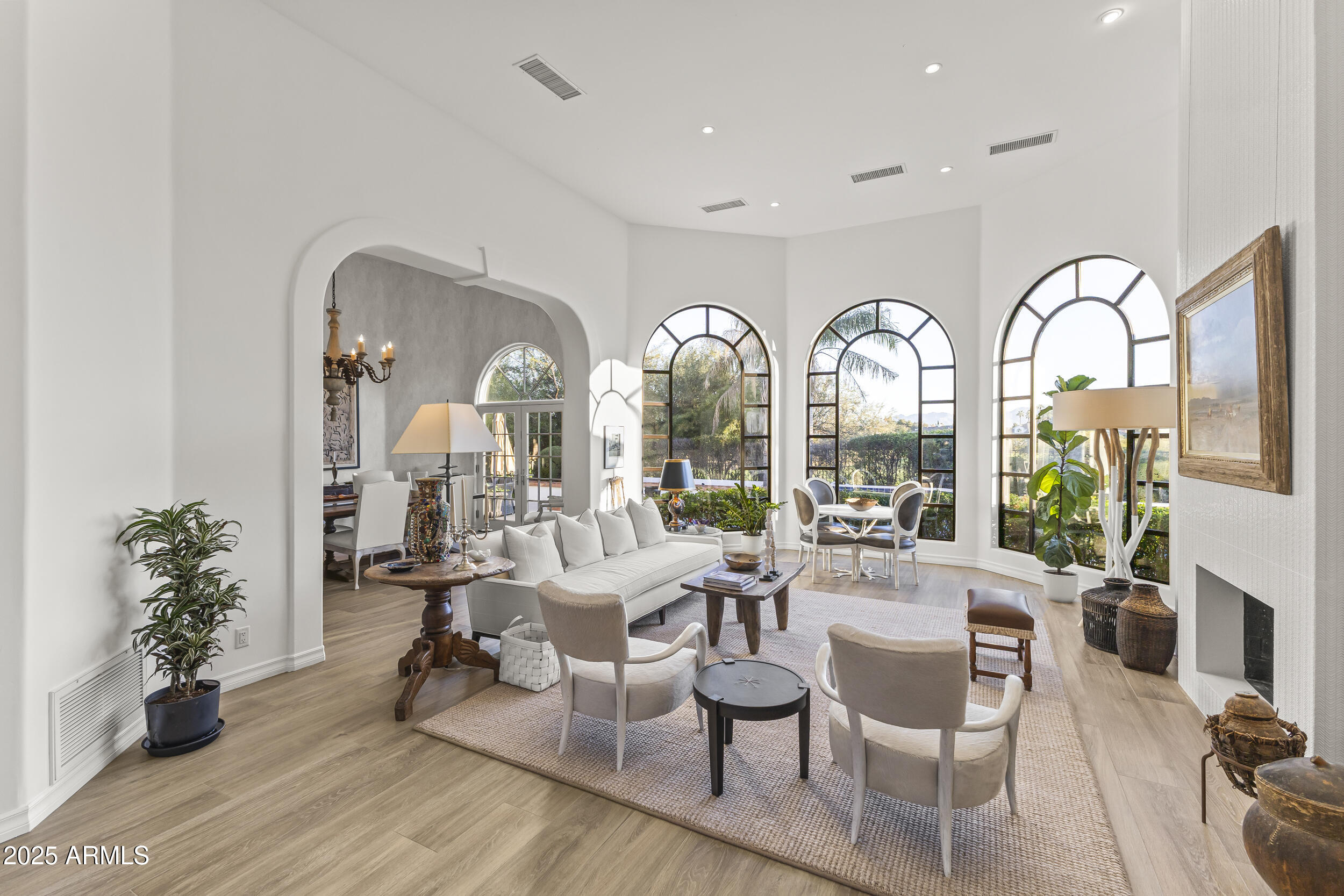 CAMELBACK COUNTRY ESTATES UNIT 4 - Residential