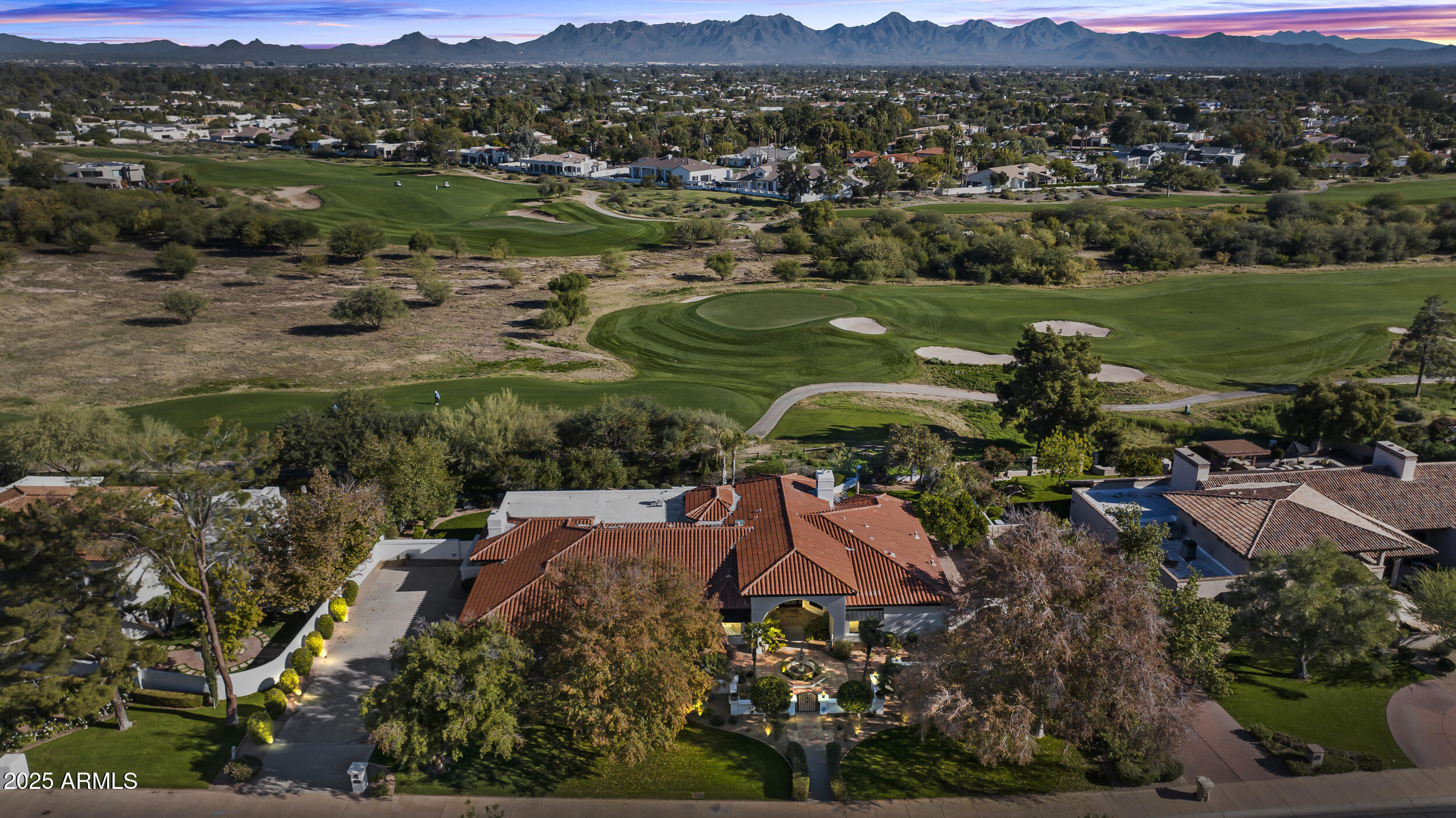 CAMELBACK COUNTRY ESTATES UNIT 4 - Residential