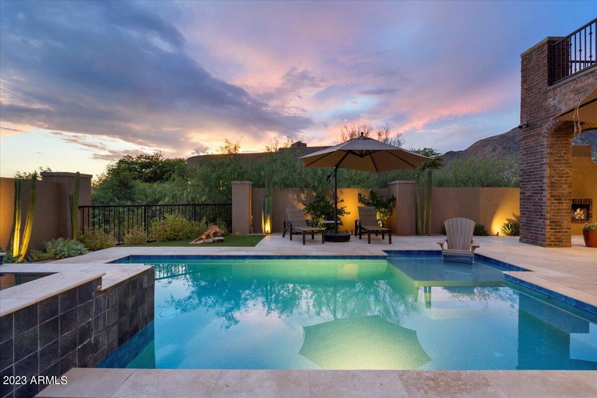 DESERT MOUNTAIN - Residential