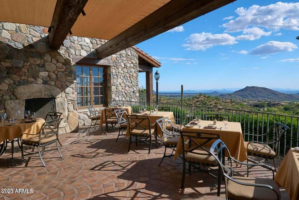 DESERT MOUNTAIN - Residential