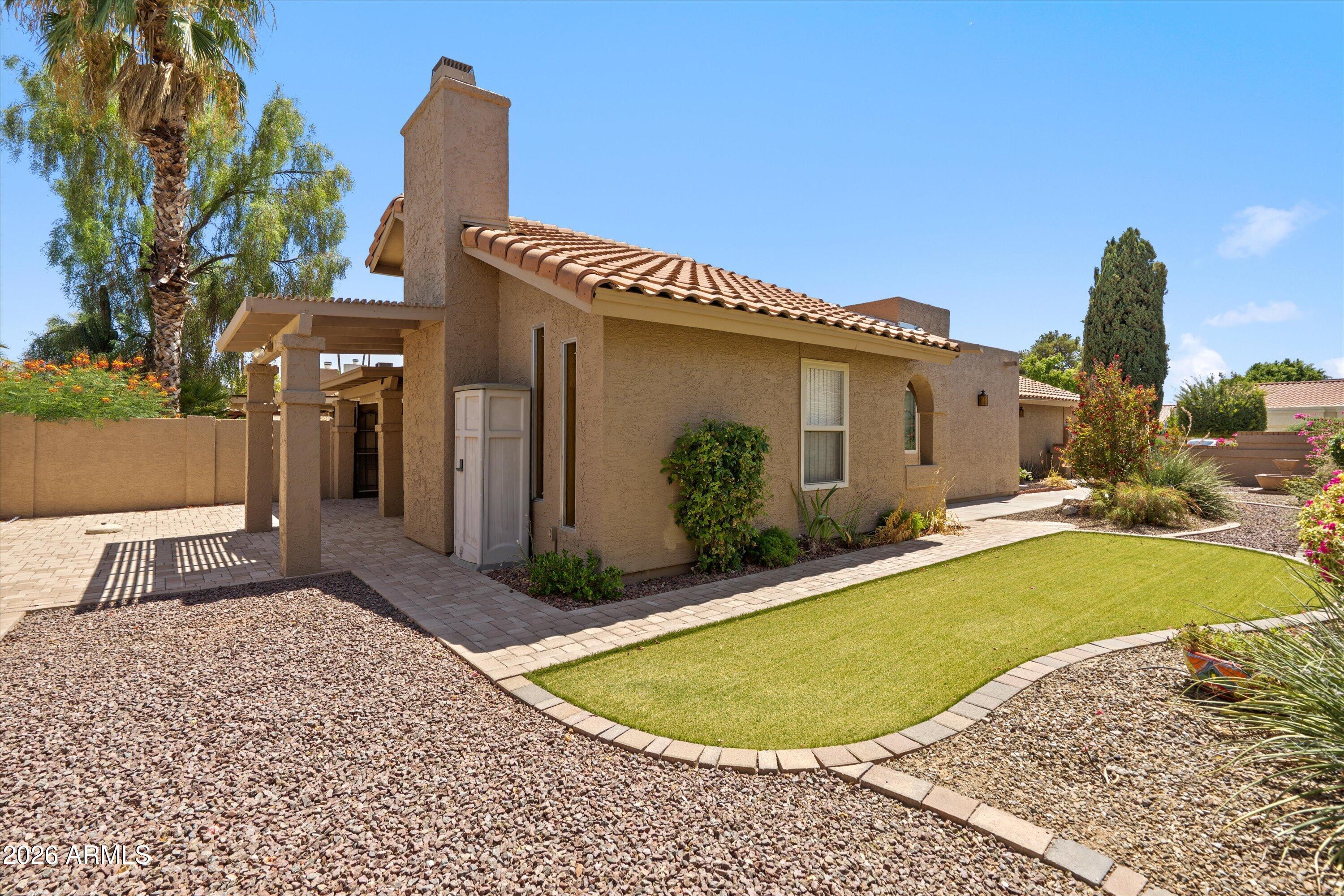 SILVERGATE 3 UNIT 1 - Residential