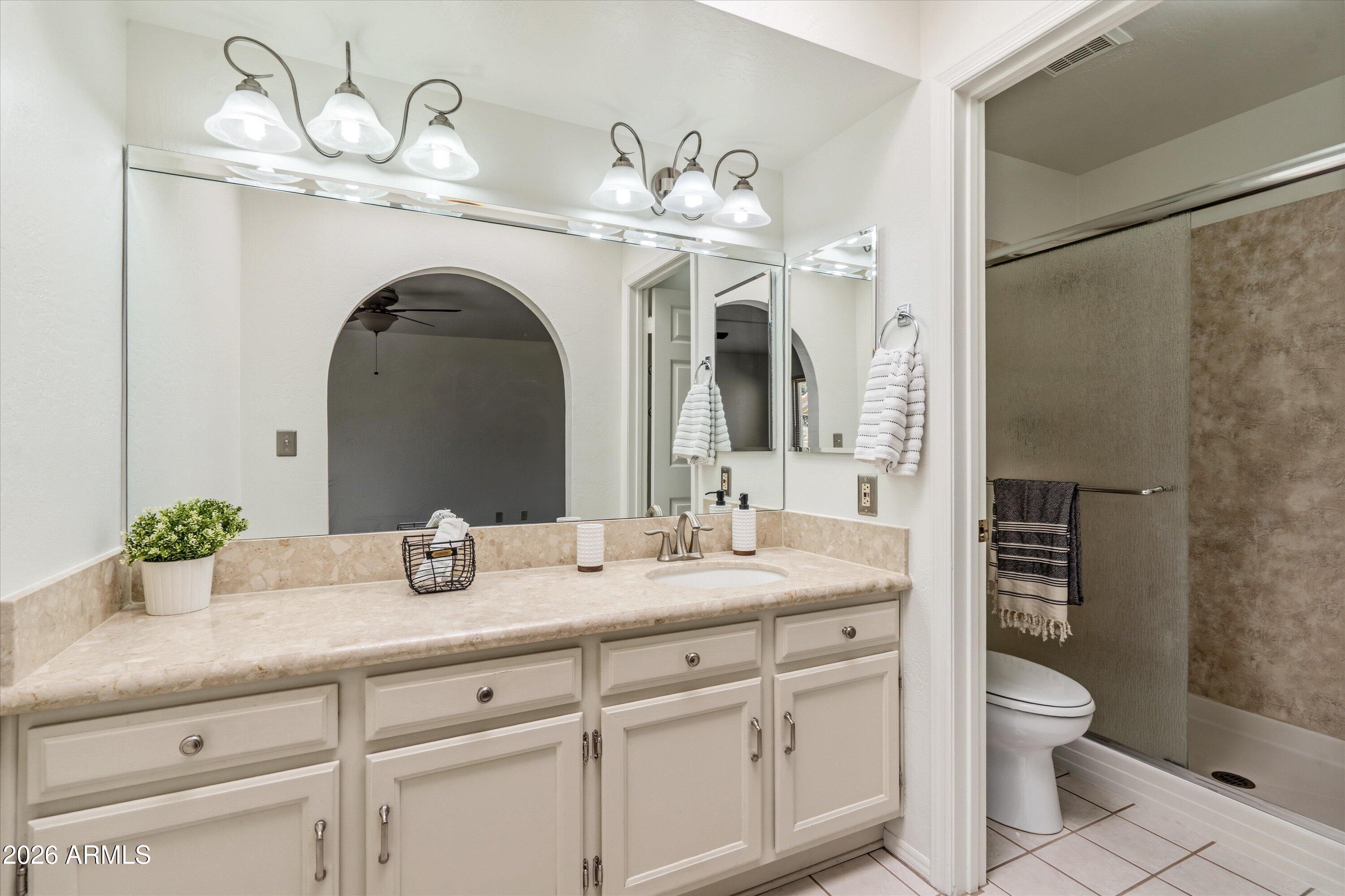 SILVERGATE 3 UNIT 1 - Residential