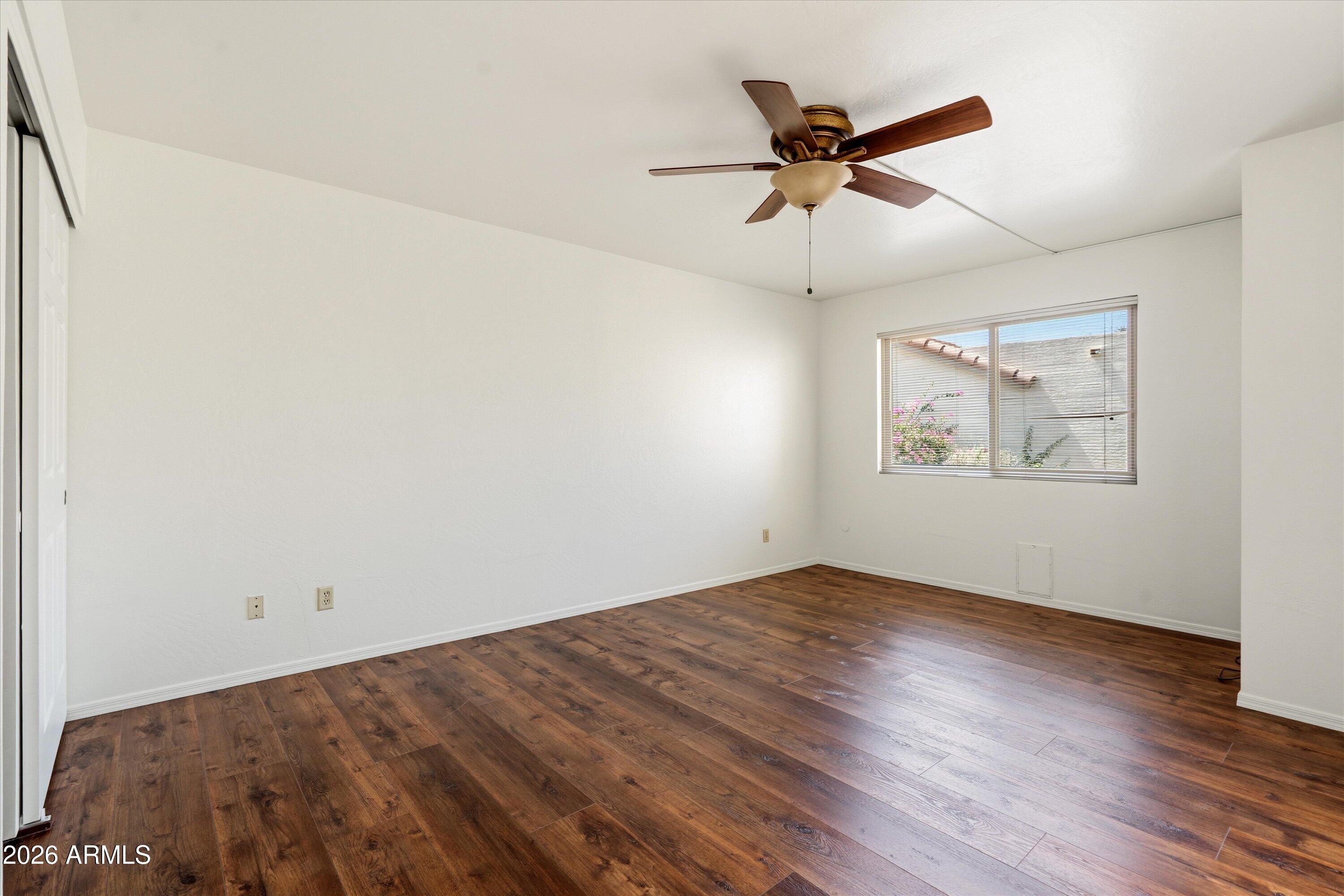 SILVERGATE 3 UNIT 1 - Residential