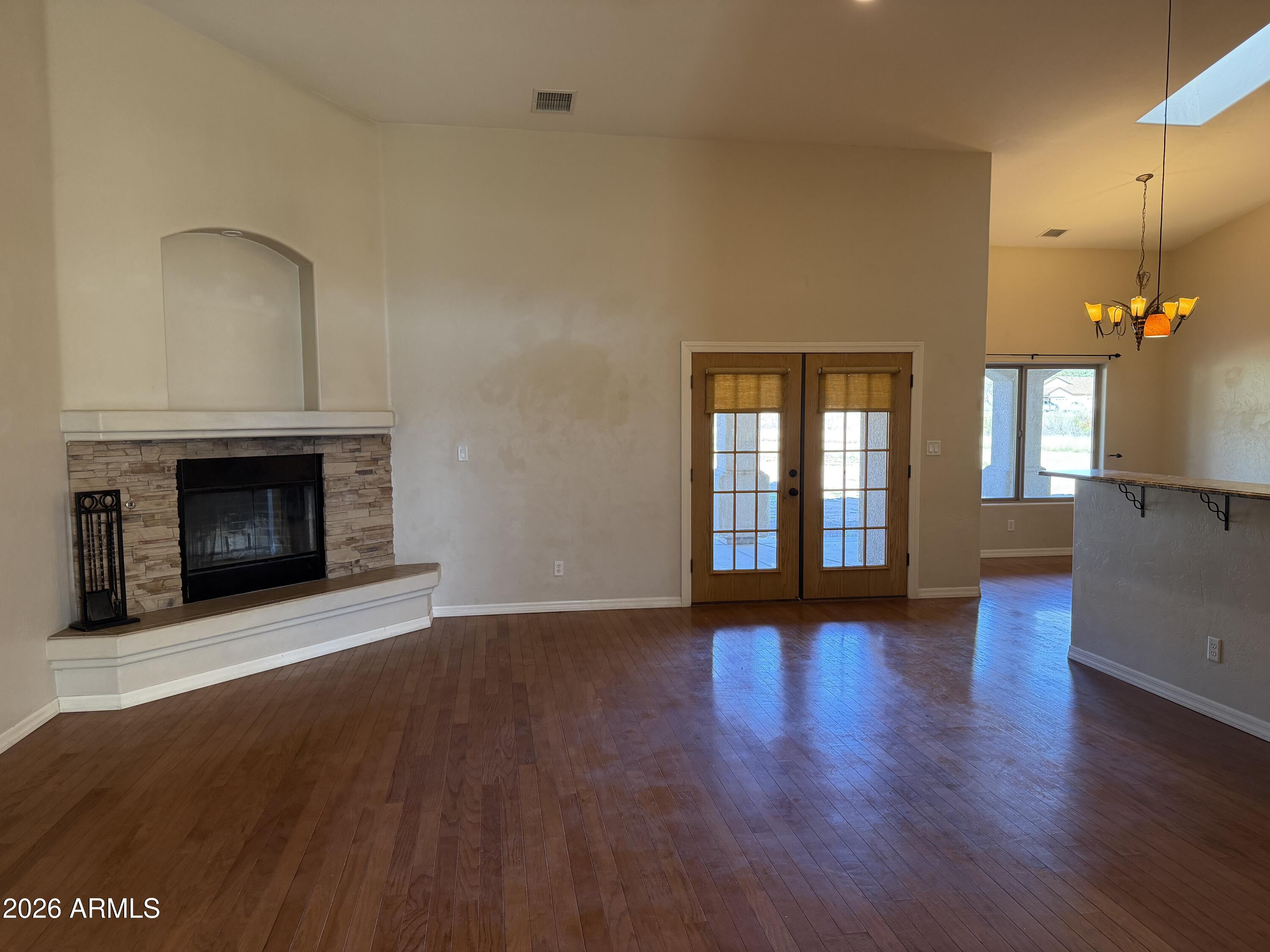 FAIRFIELD ESTATES - Residential Lease