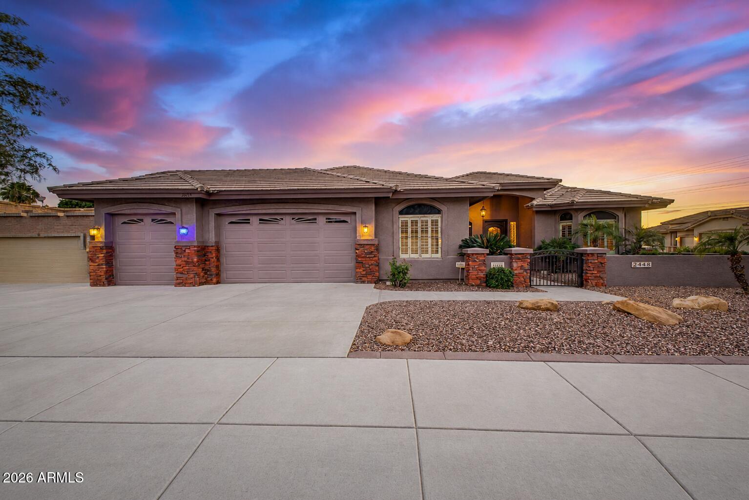 J J RANCH - Residential
