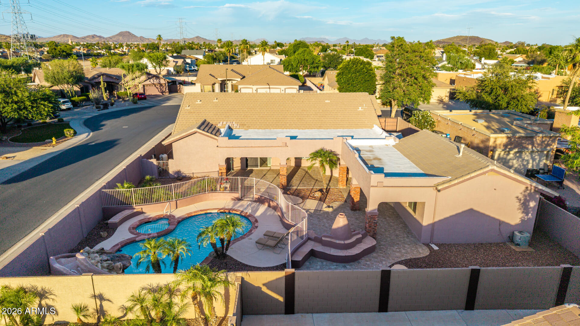 J J RANCH - Residential
